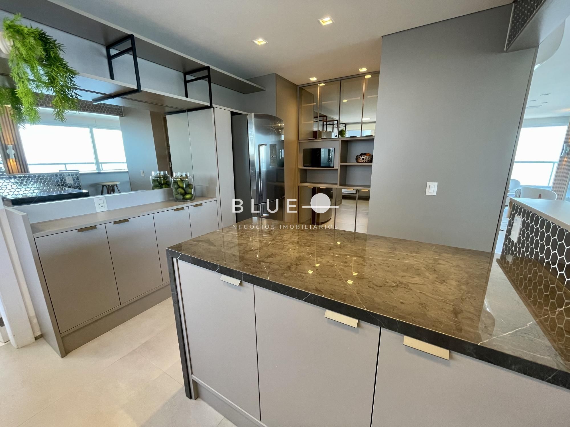 Apartamento à venda com 4 quartos, 296m² - Foto 13