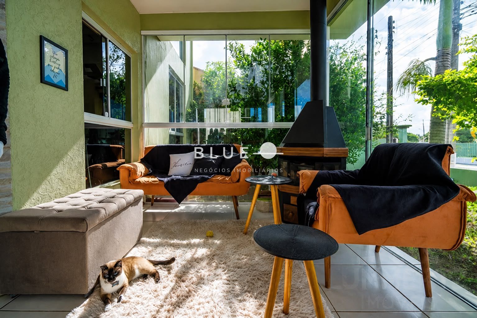 Casa, 4 quartos, 240 m² - Foto 2