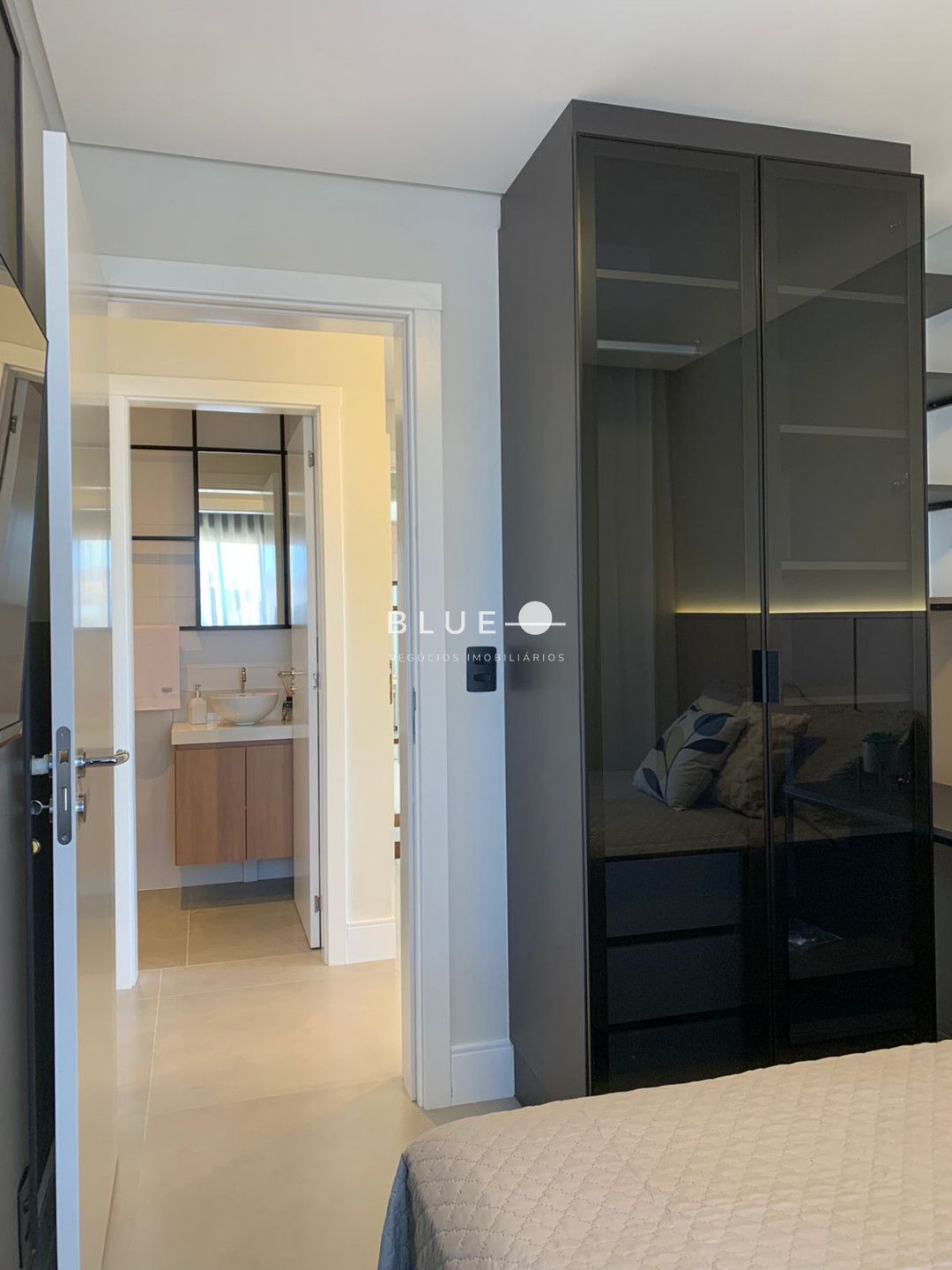 Apartamento à venda com 2 quartos, 60m² - Foto 55