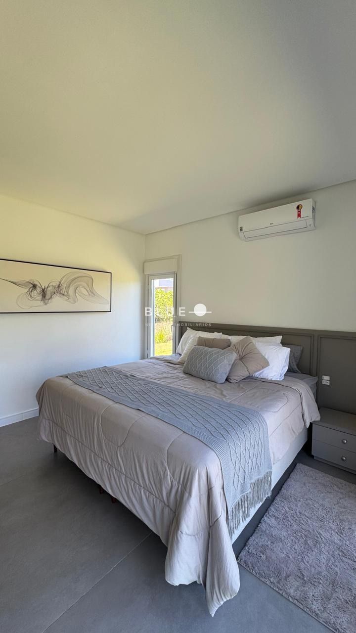 Casa de Condomínio à venda com 3 quartos, 226m² - Foto 11