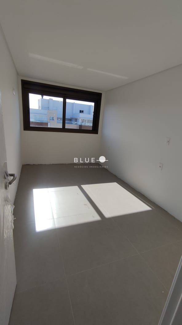 Apartamento à venda com 2 quartos, 77m² - Foto 35