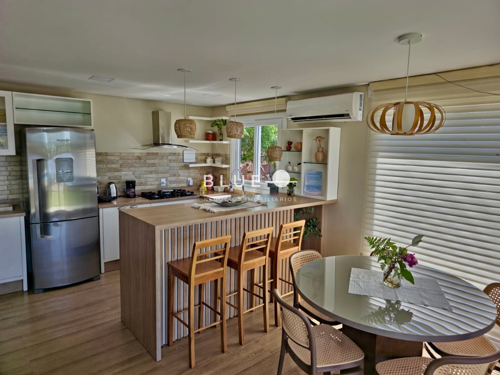 Casa com 4 Dormitórios à venda, 150 m² por R$ 1.380.000,00 Casa com 4 Dormitórios à venda, 150 m² por R$ 1.380.000,00