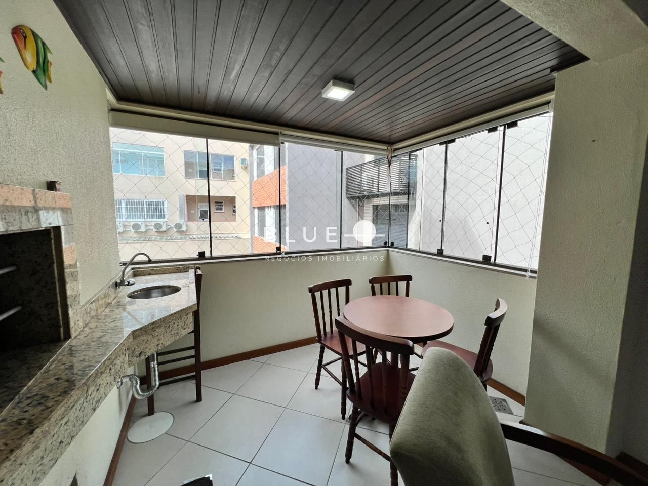 Apartamento com 2 Dormitórios à venda, 81 m² por R$ 950.000,00 Apartamento com 2 Dormitórios à venda, 81 m² por R$ 950.000,00