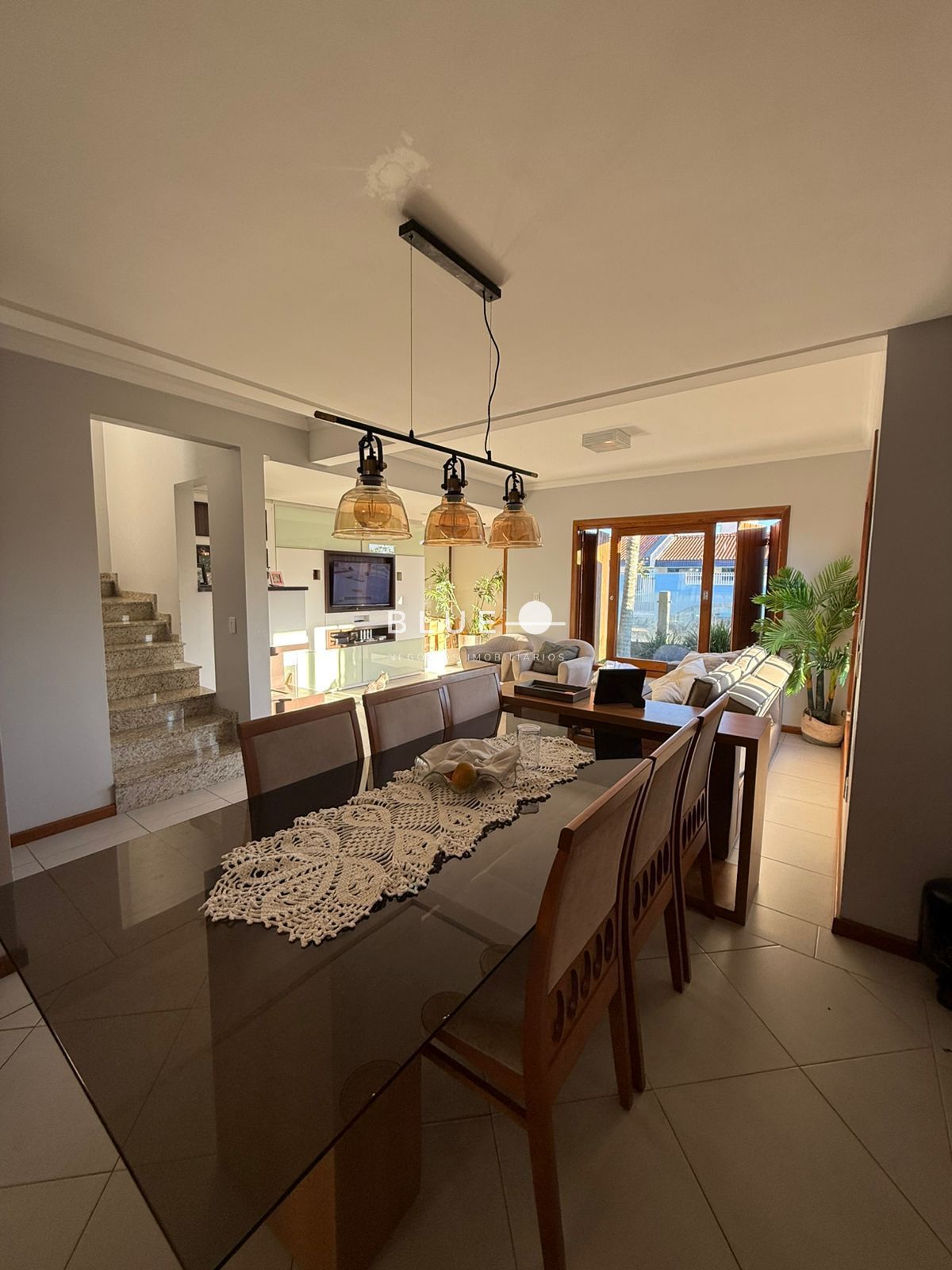 Casa, 4 quartos, 230 m² - Foto 2