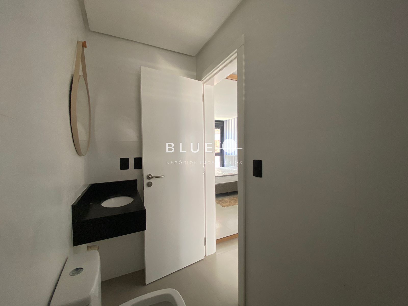 Apartamento à venda com 2 quartos, 60m² - Foto 228