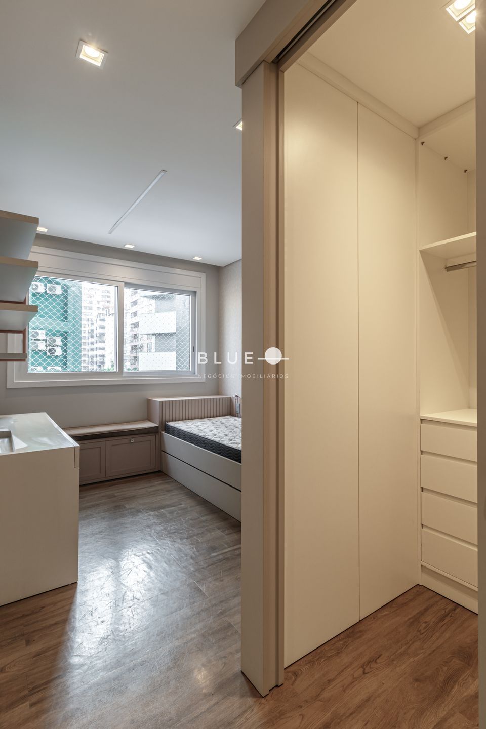 Apartamento à venda com 3 quartos, 134m² - Foto 67