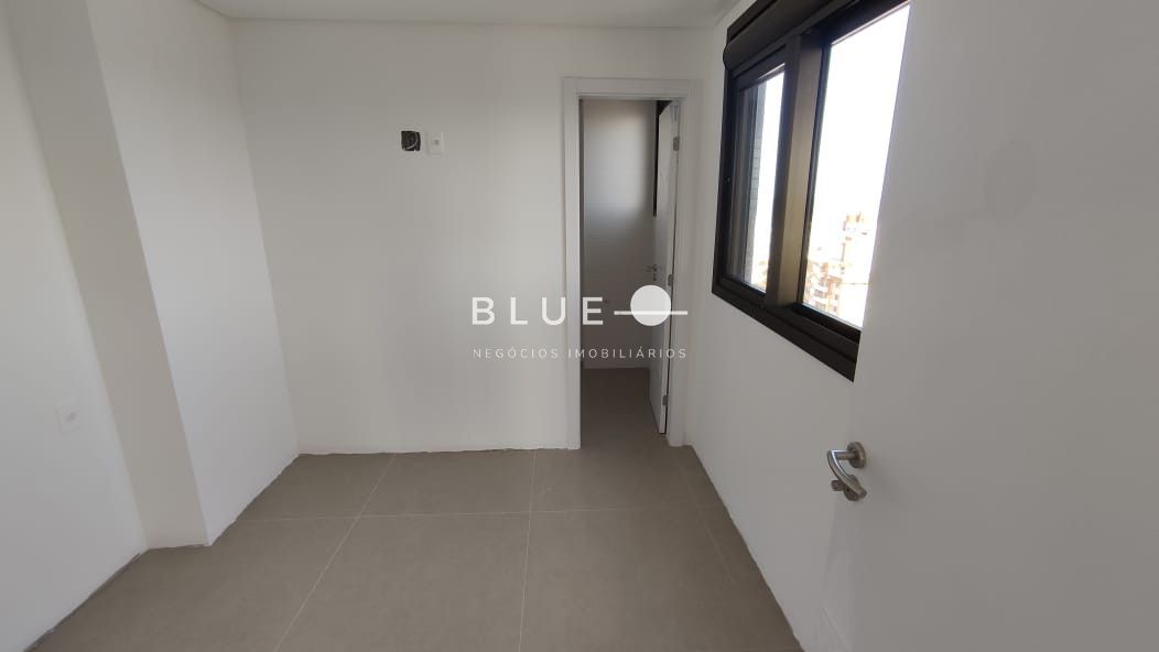 Apartamento à venda com 3 quartos, 113m² - Foto 26