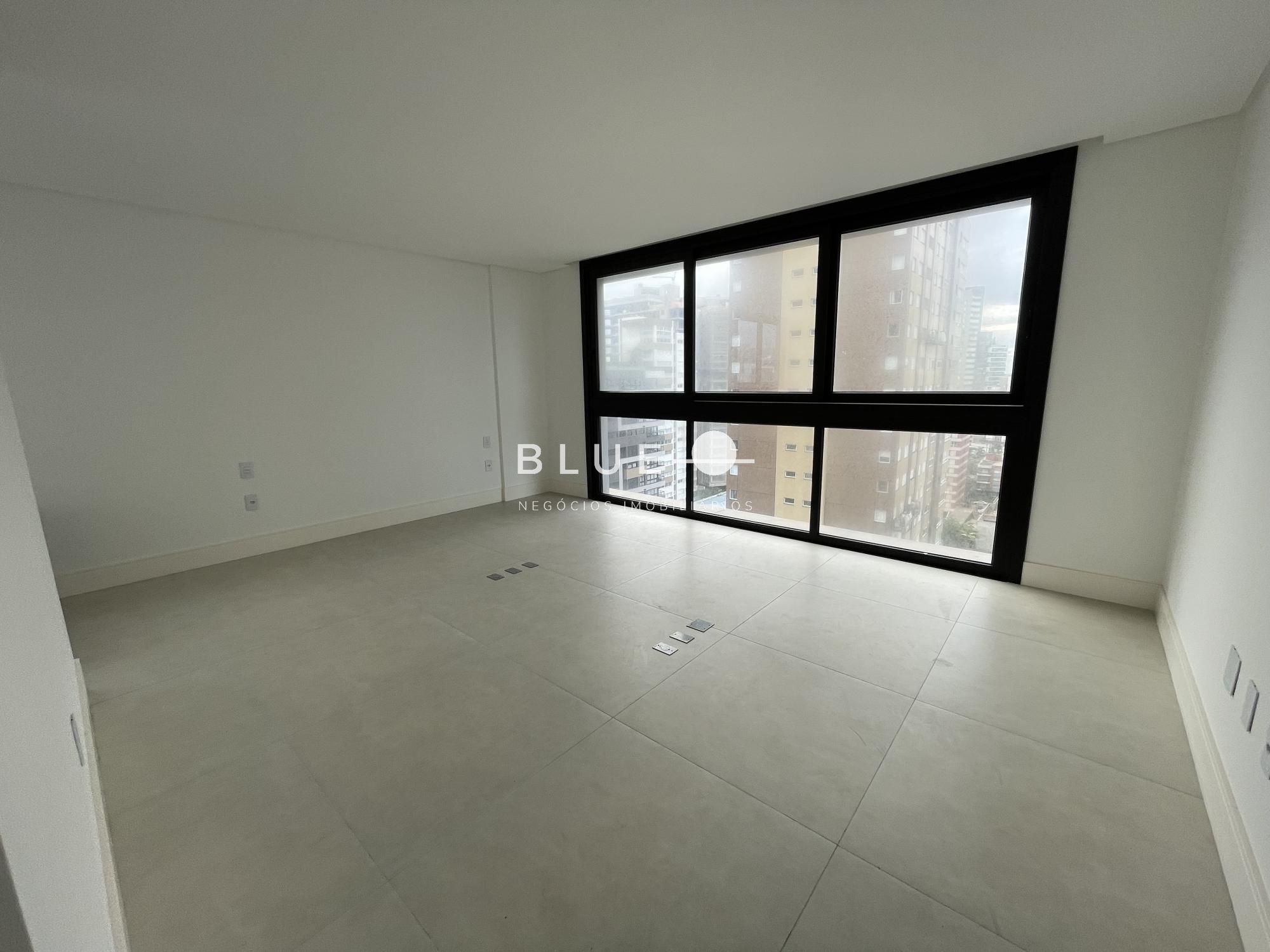 Apartamento à venda com 4 quartos, 214m² - Foto 19