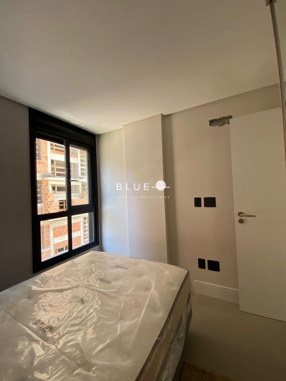 Apartamento à venda com 2 quartos, 60m² - Foto 134