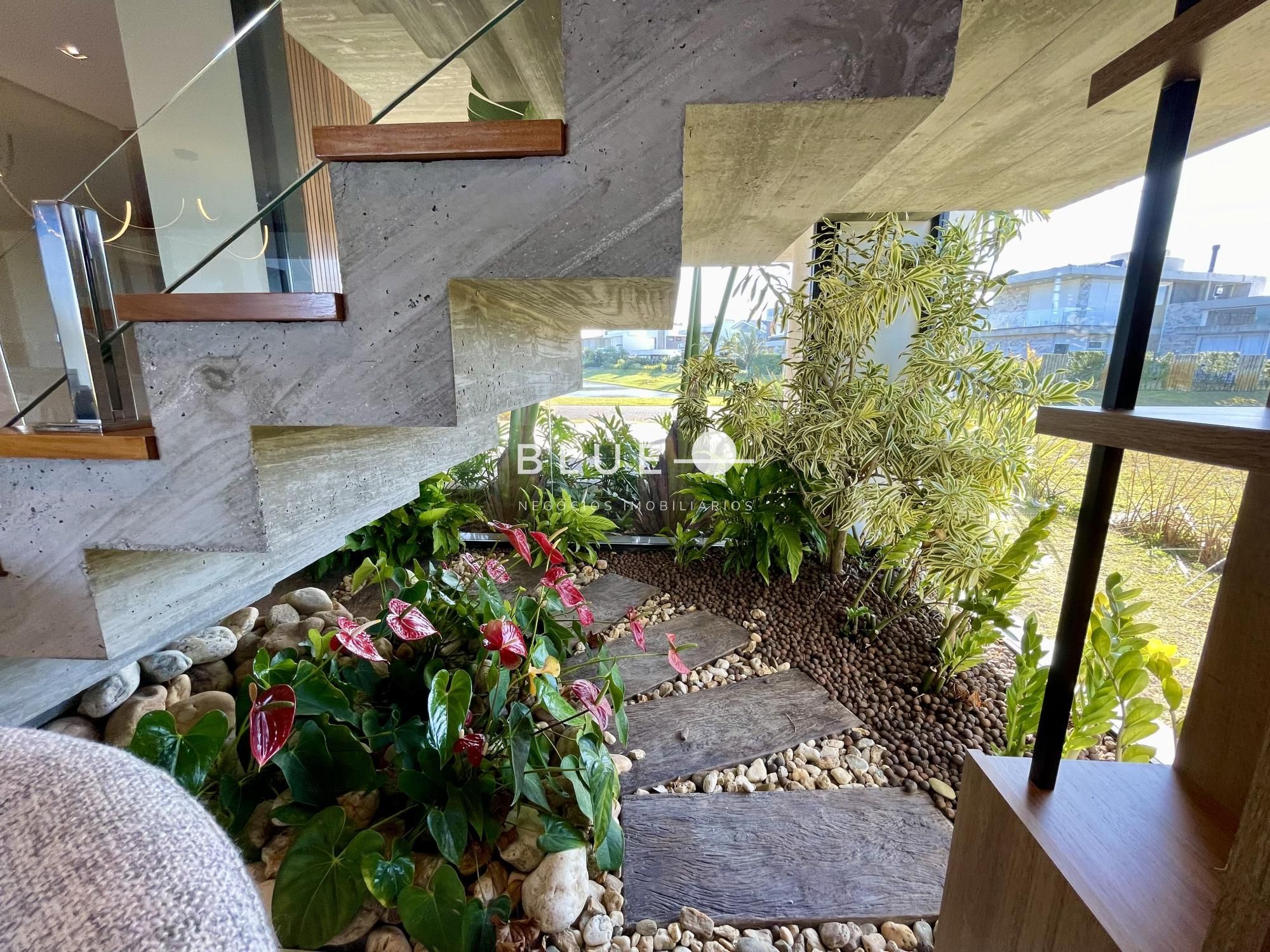 Casa de Condomínio à venda com 4 quartos, 368m² - Foto 24