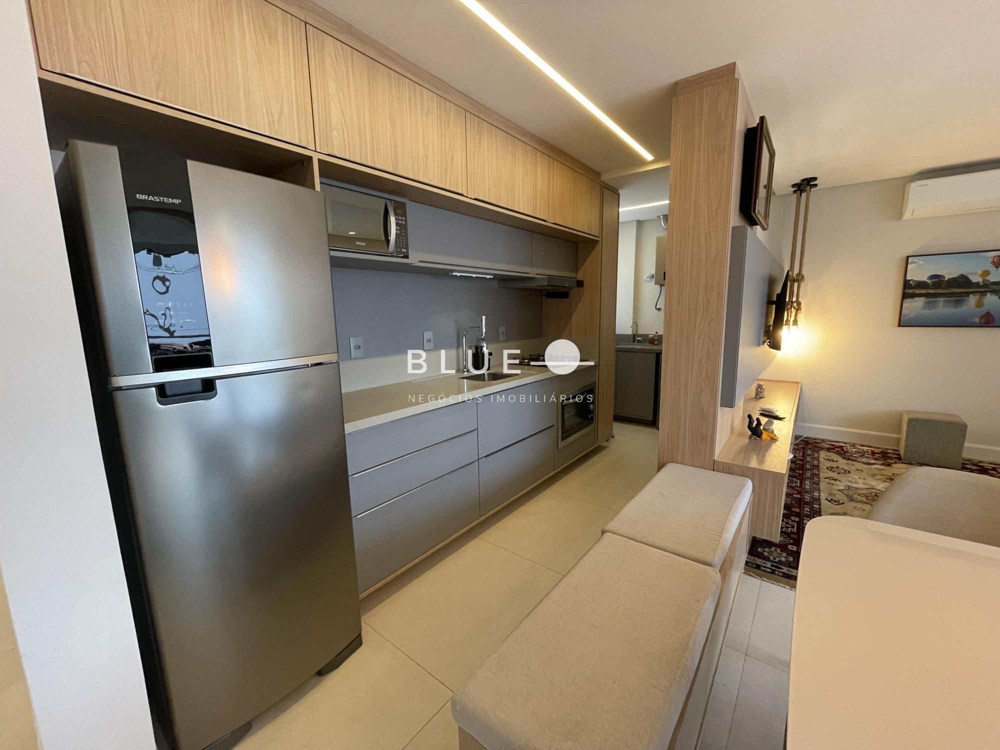 Cobertura à venda com 3 quartos, 202m² - Foto 11