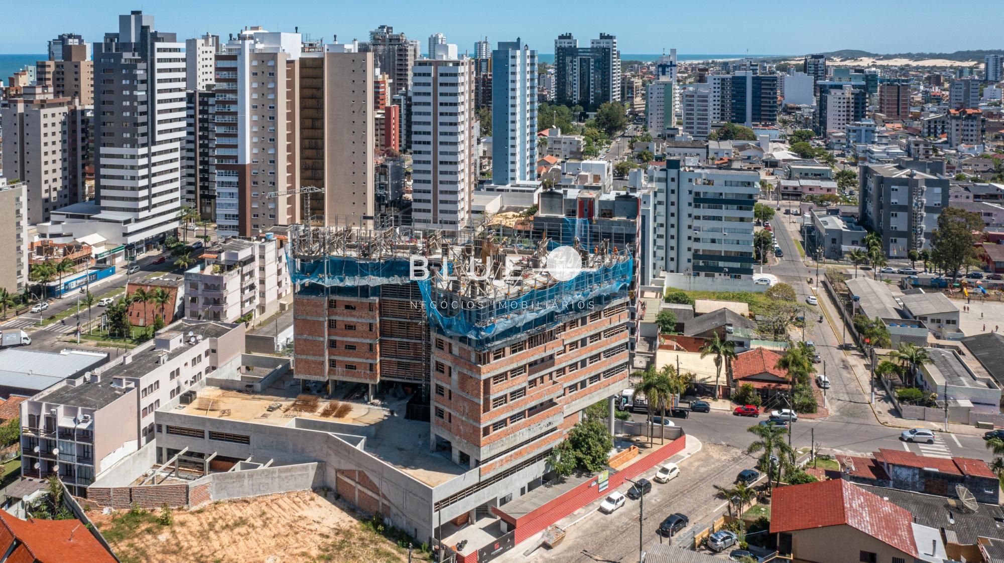 Apartamento à venda com 3 quartos, 121m² - Foto 33