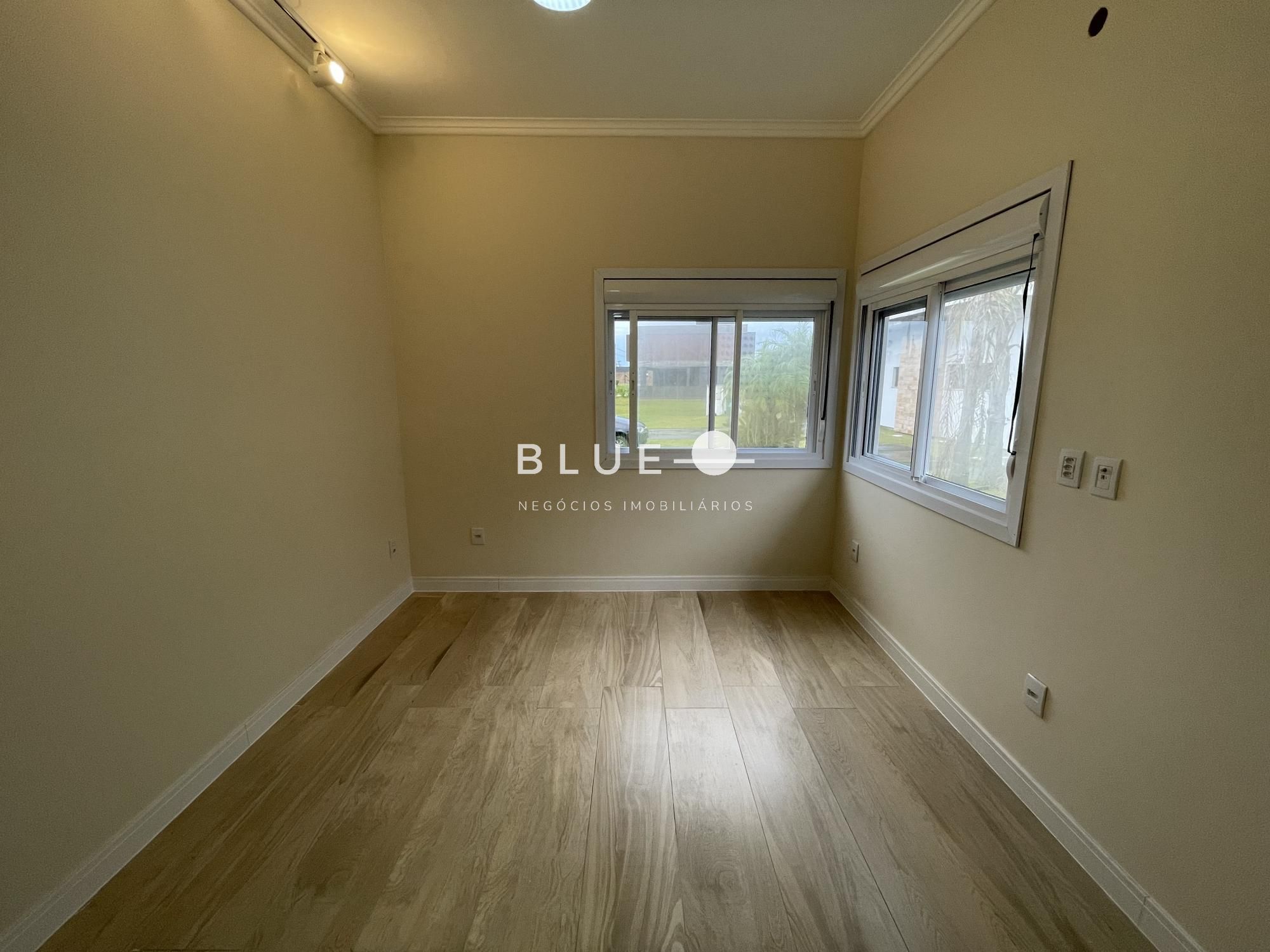 Casa de Condomínio à venda com 5 quartos, 205m² - Foto 42