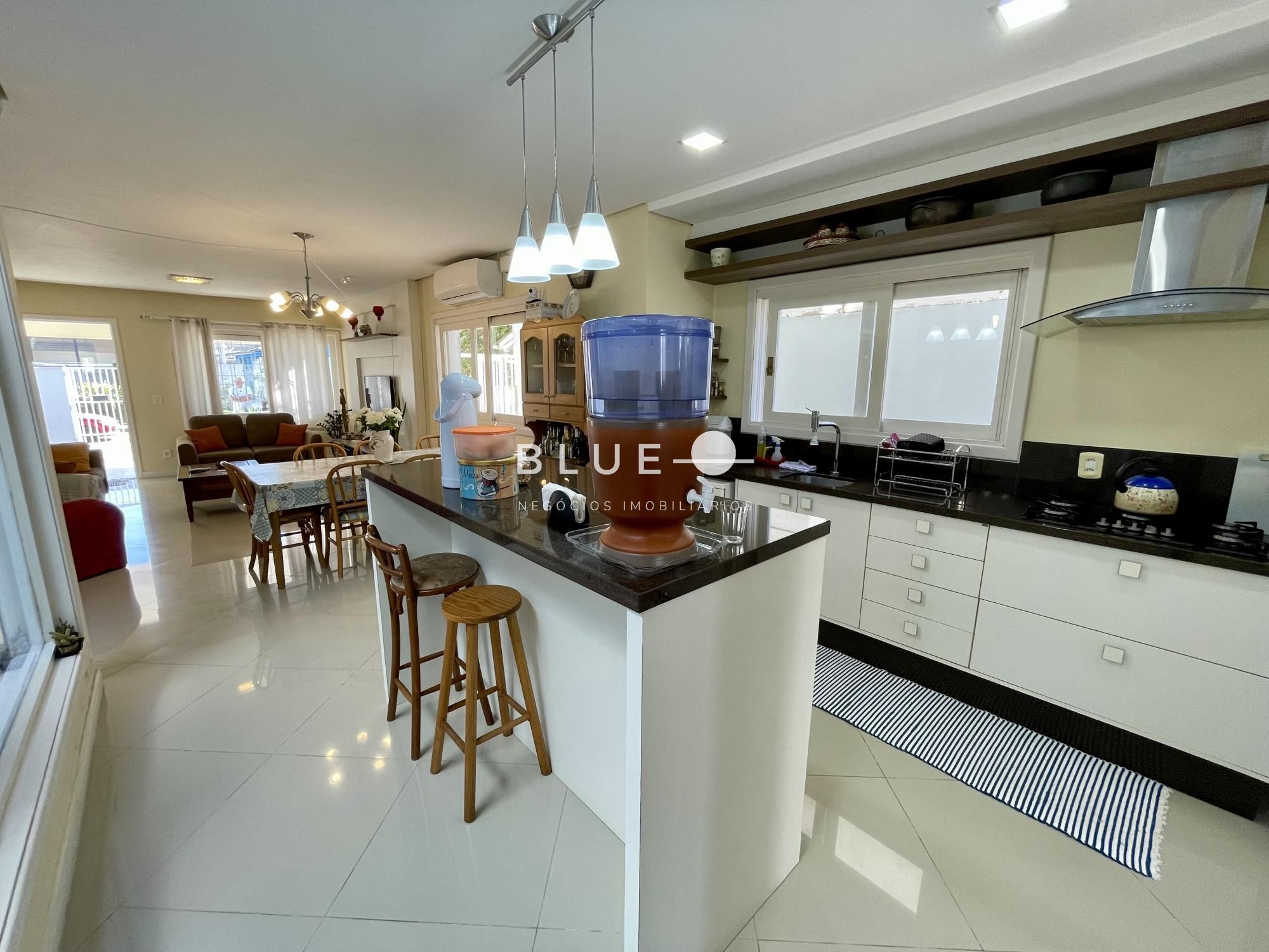 Casa, 3 quartos, 200 m² - Foto 13