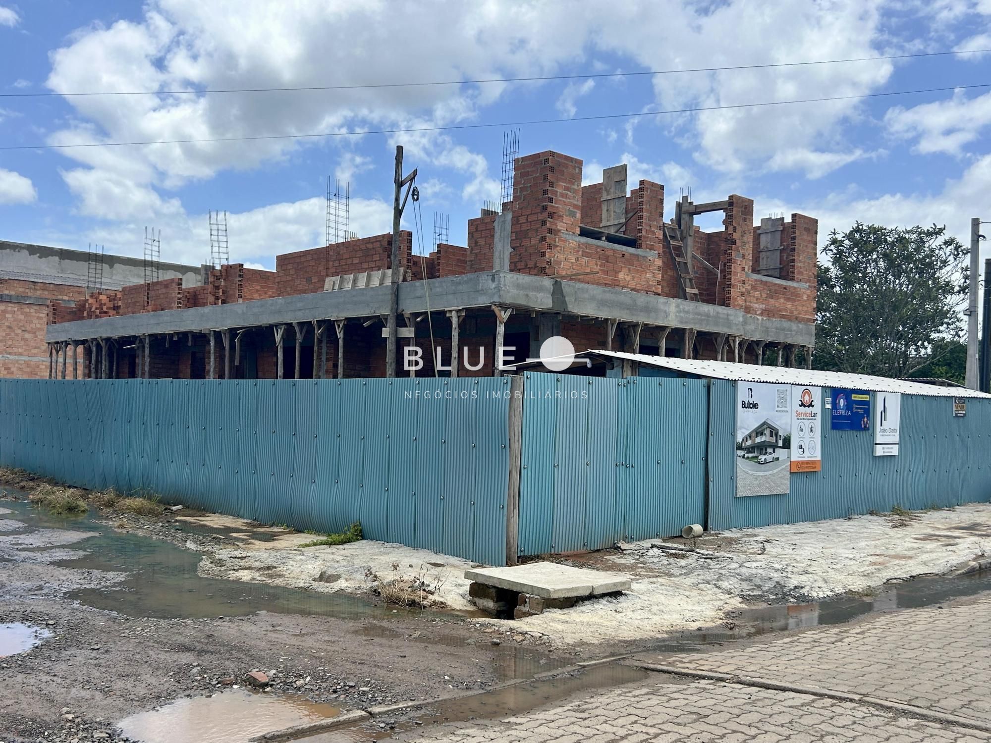 Sobrado com 2 Dormitórios à venda, 100 m² por R$ 652.000,00 Sobrado com 2 Dormitórios à venda, 100 m² por R$ 652.000,00