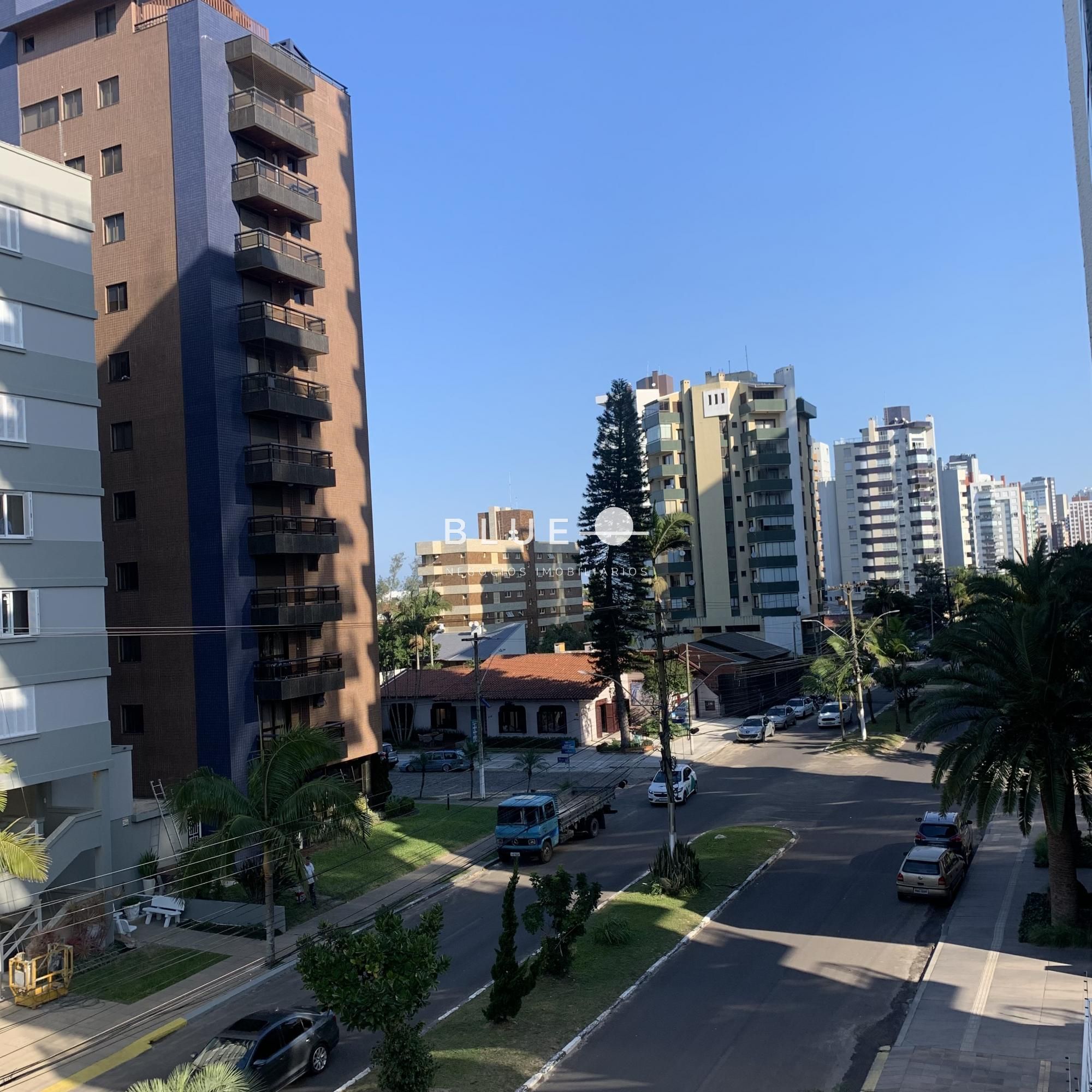 Apartamento à venda com 2 quartos, 63m² - Foto 7