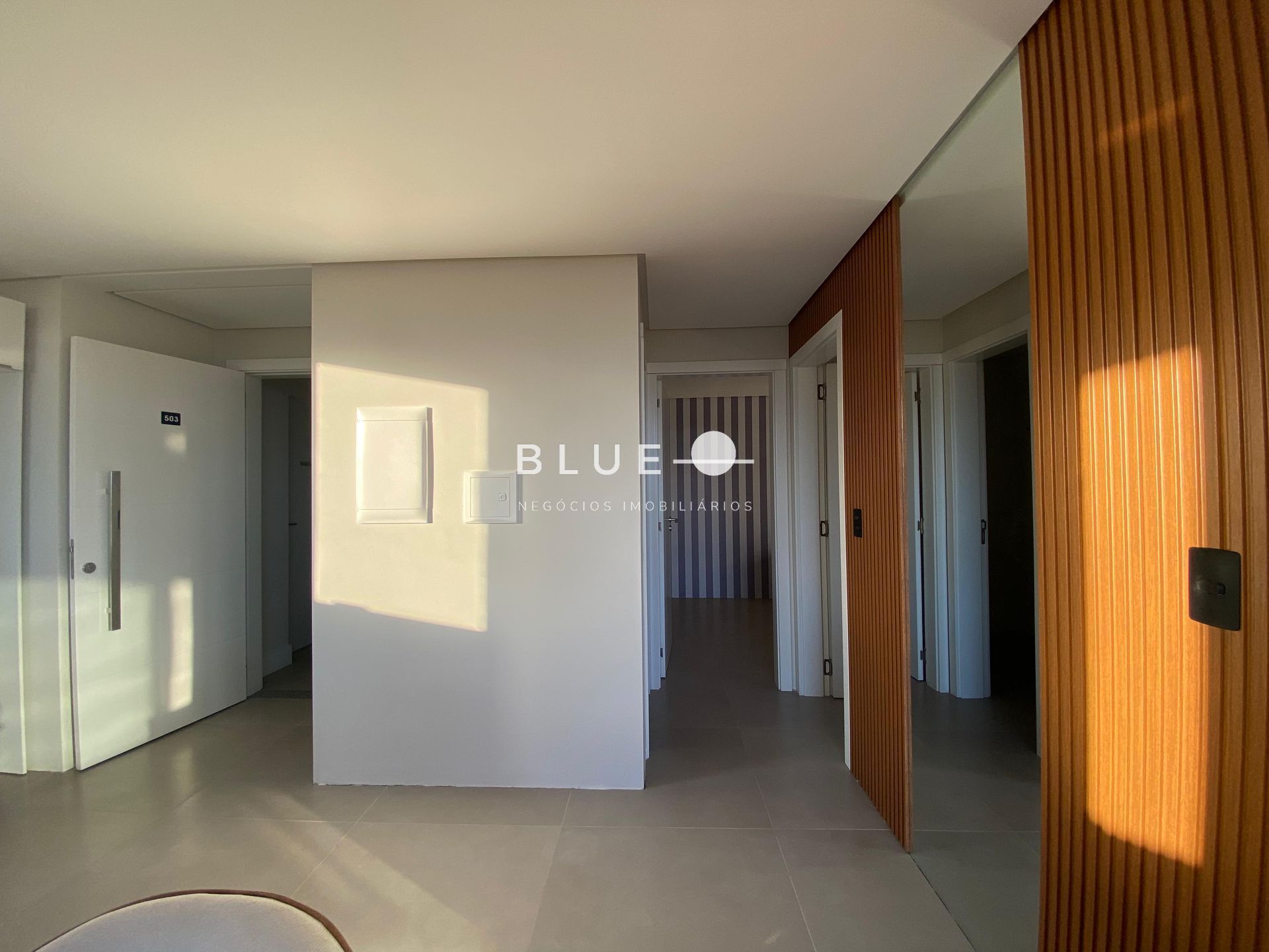 Apartamento à venda com 2 quartos, 62m² - Foto 273