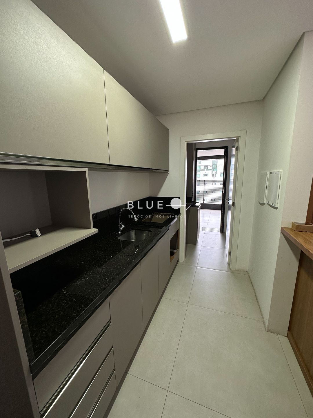 Apartamento à venda com 2 quartos, 78m² - Foto 30