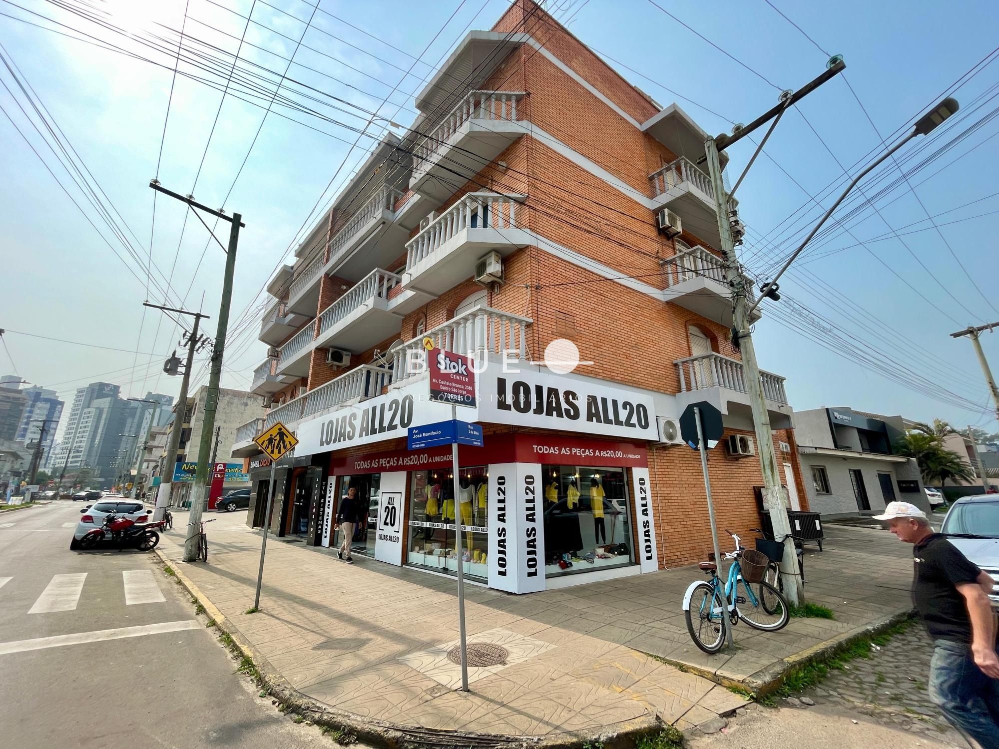 Apartamento à venda  no Centro - Torres, RS. Imóveis