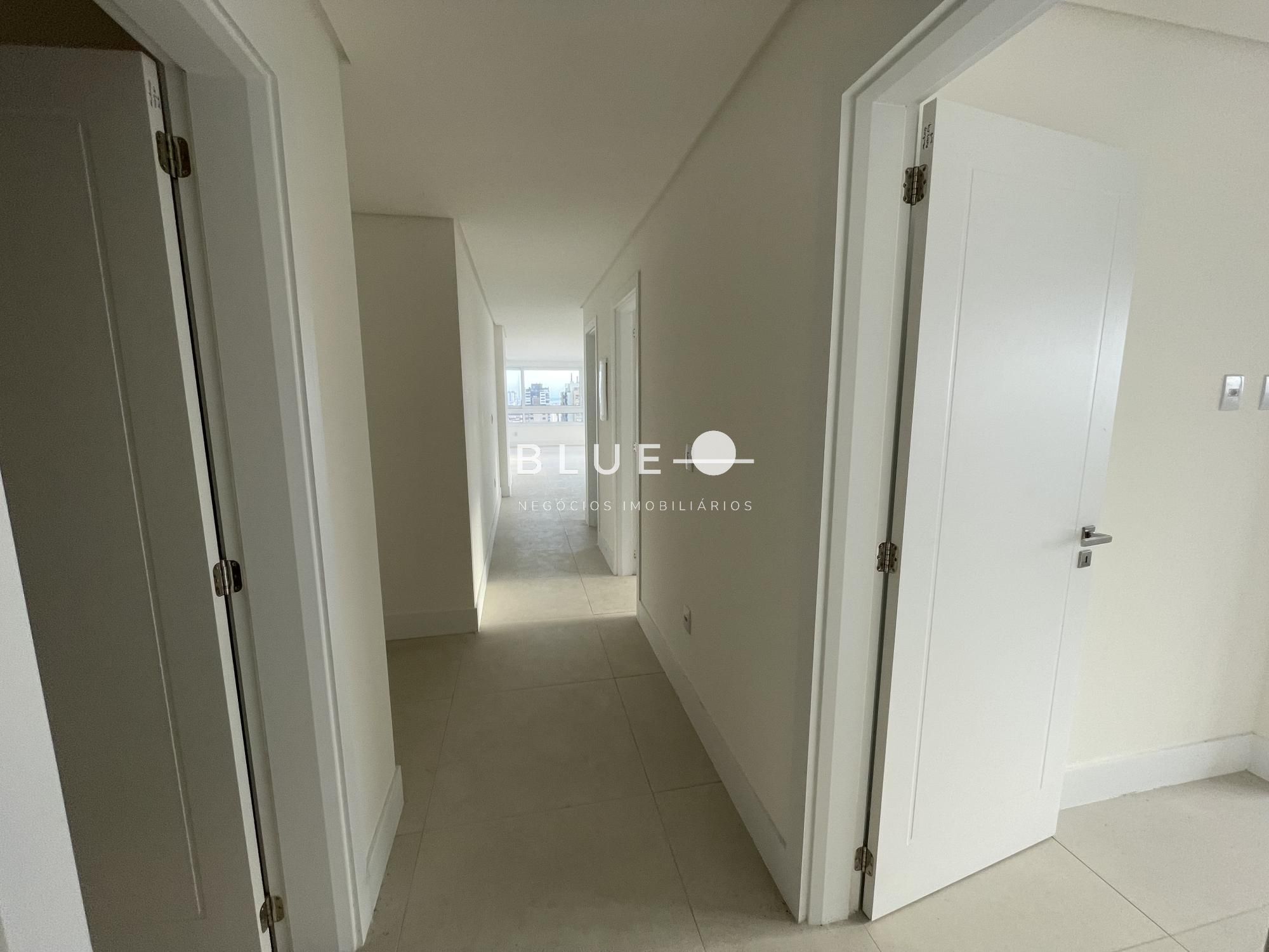 Apartamento à venda com 3 quartos, 130m² - Foto 18