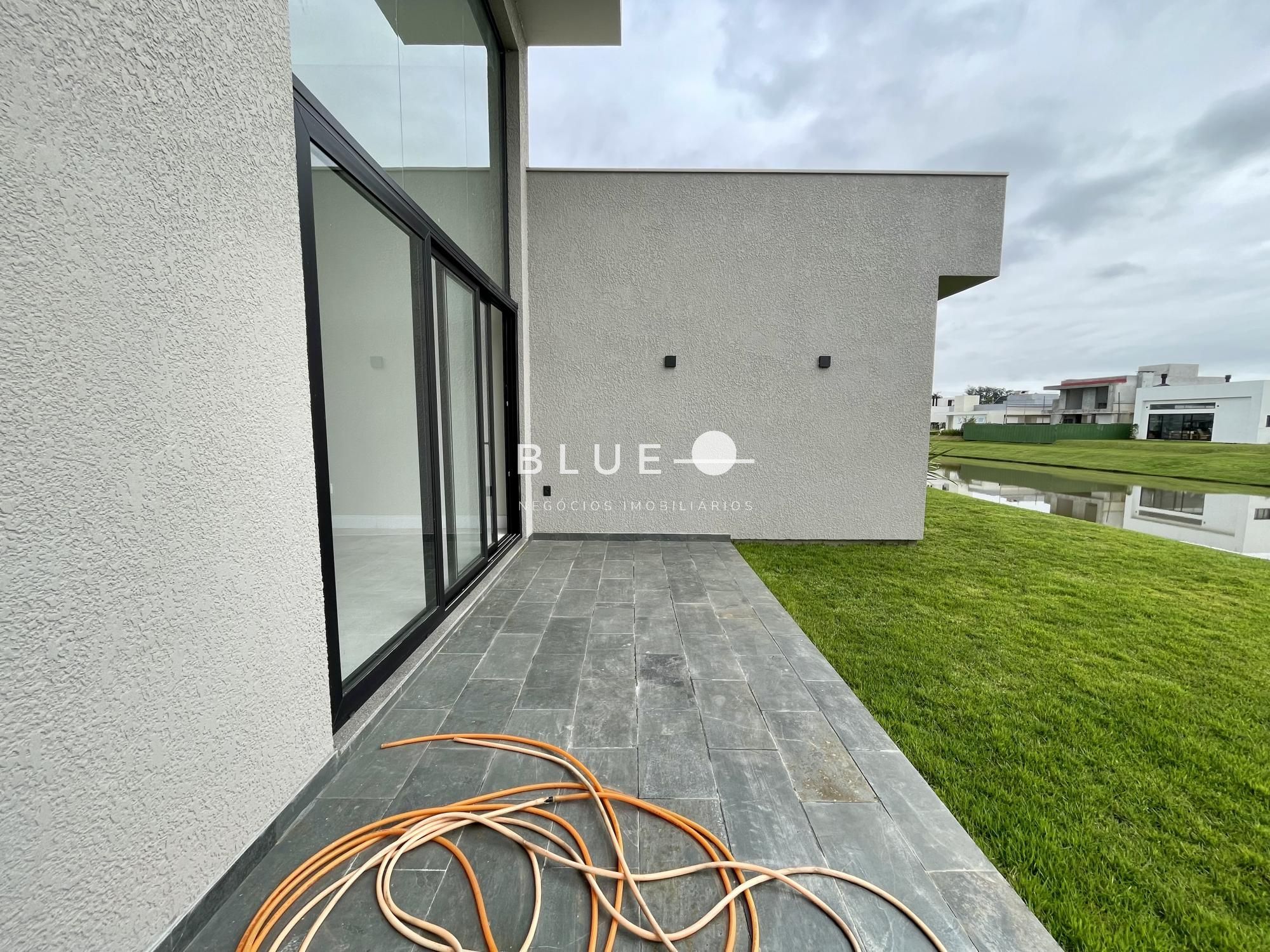 Casa de Condomínio à venda com 4 quartos, 201m² - Foto 17