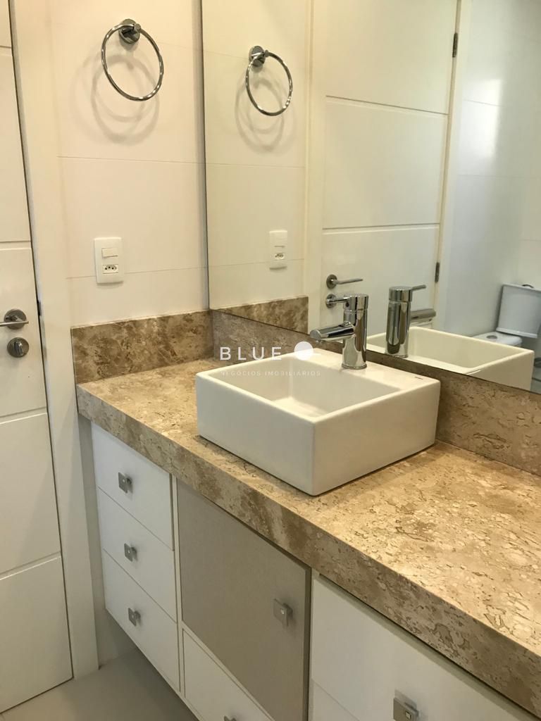 Apartamento à venda com 3 quartos, 147m² - Foto 12