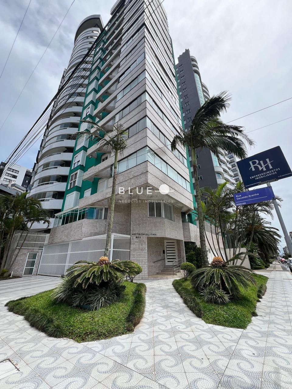 Apartamento com 03 dormitórios na Praia Grande em Torres RS