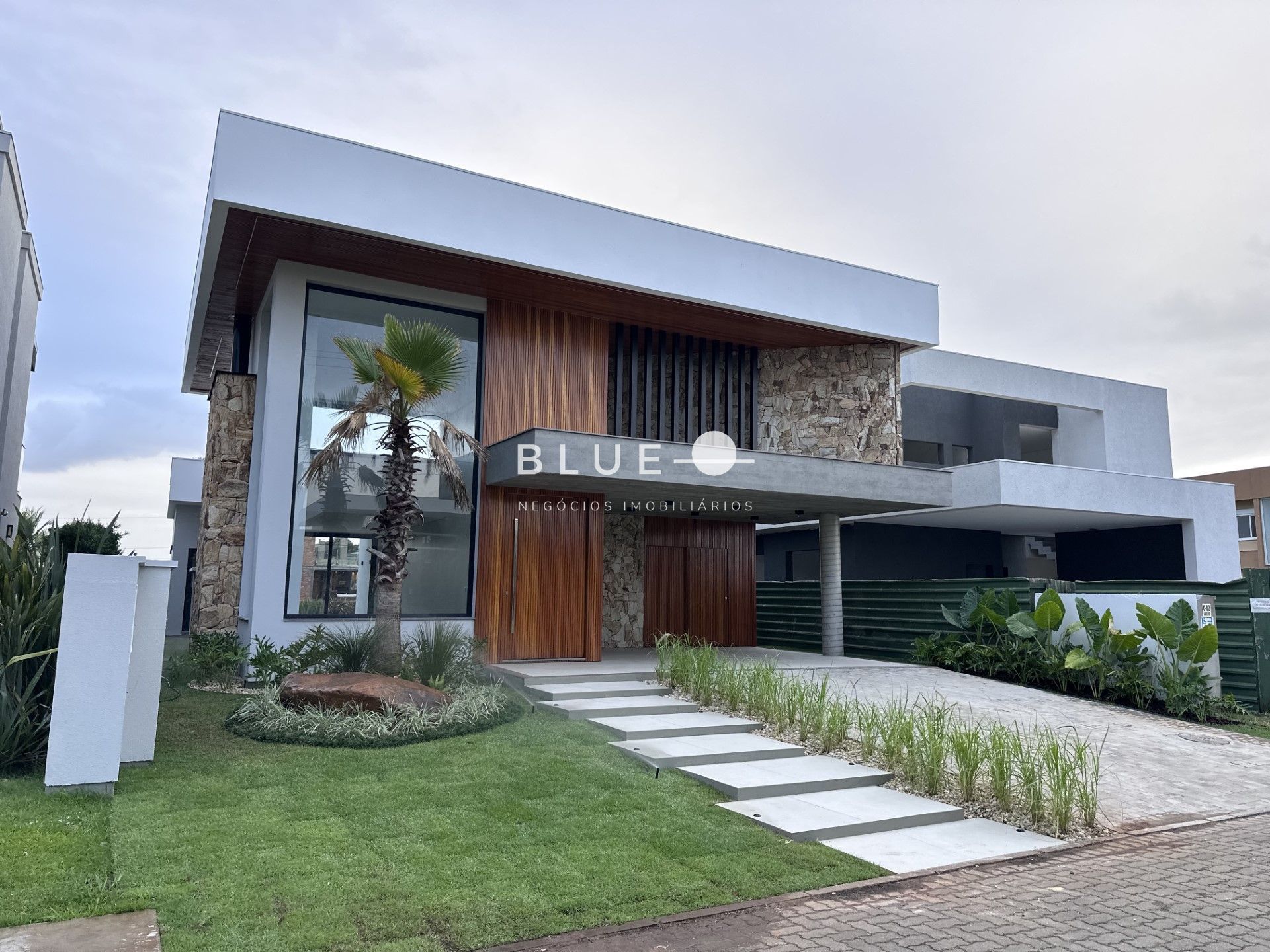 Casa de Condomínio à venda com 3 quartos, 256m² - Foto 34