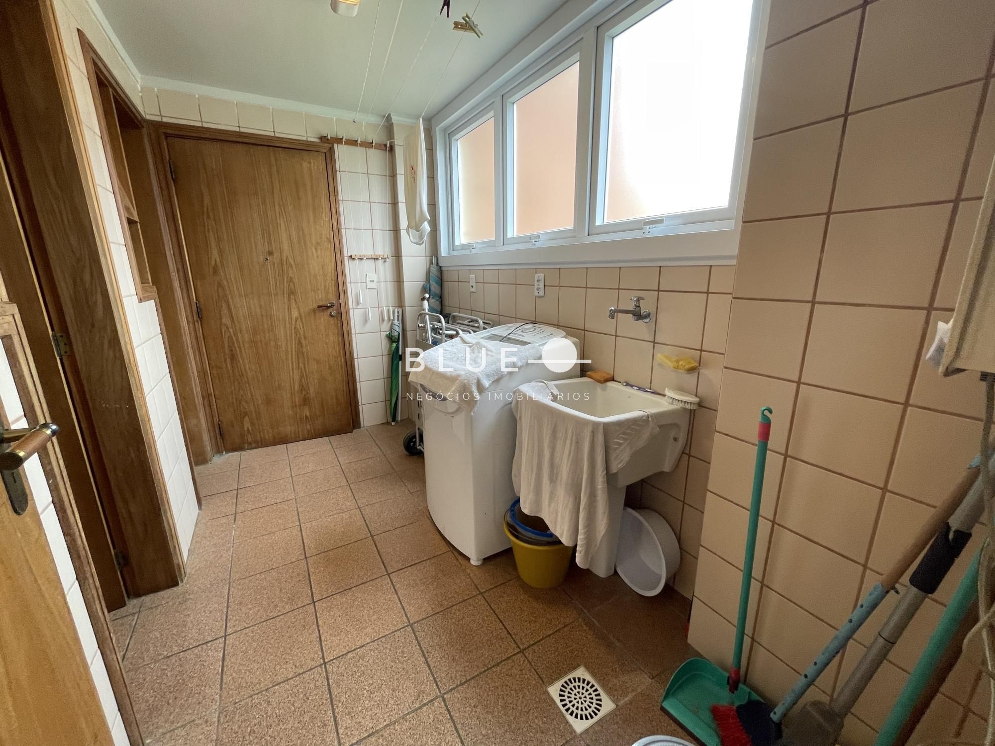 Apartamento à venda com 3 quartos, 150m² - Foto 13