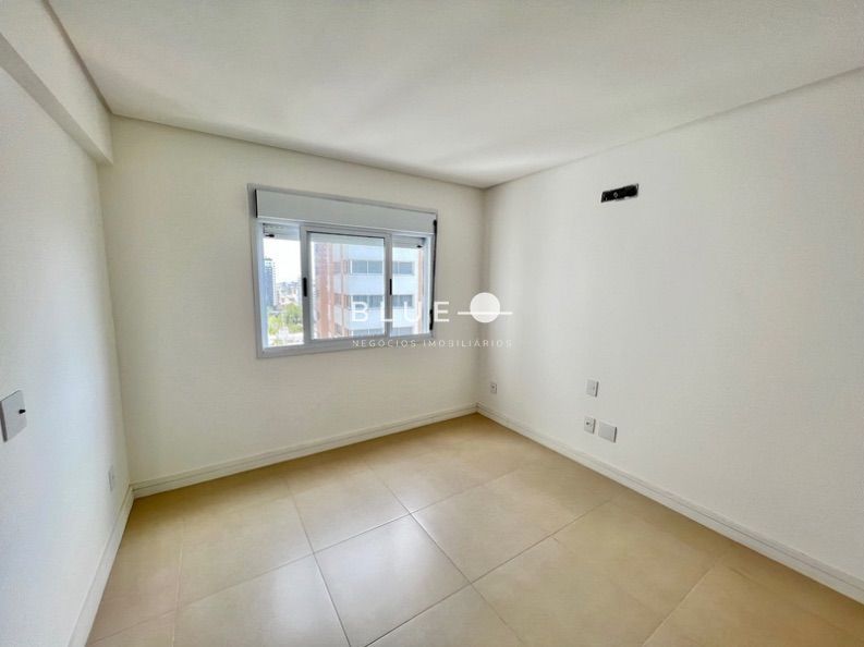 Apartamento à venda com 2 quartos, 84m² - Foto 12