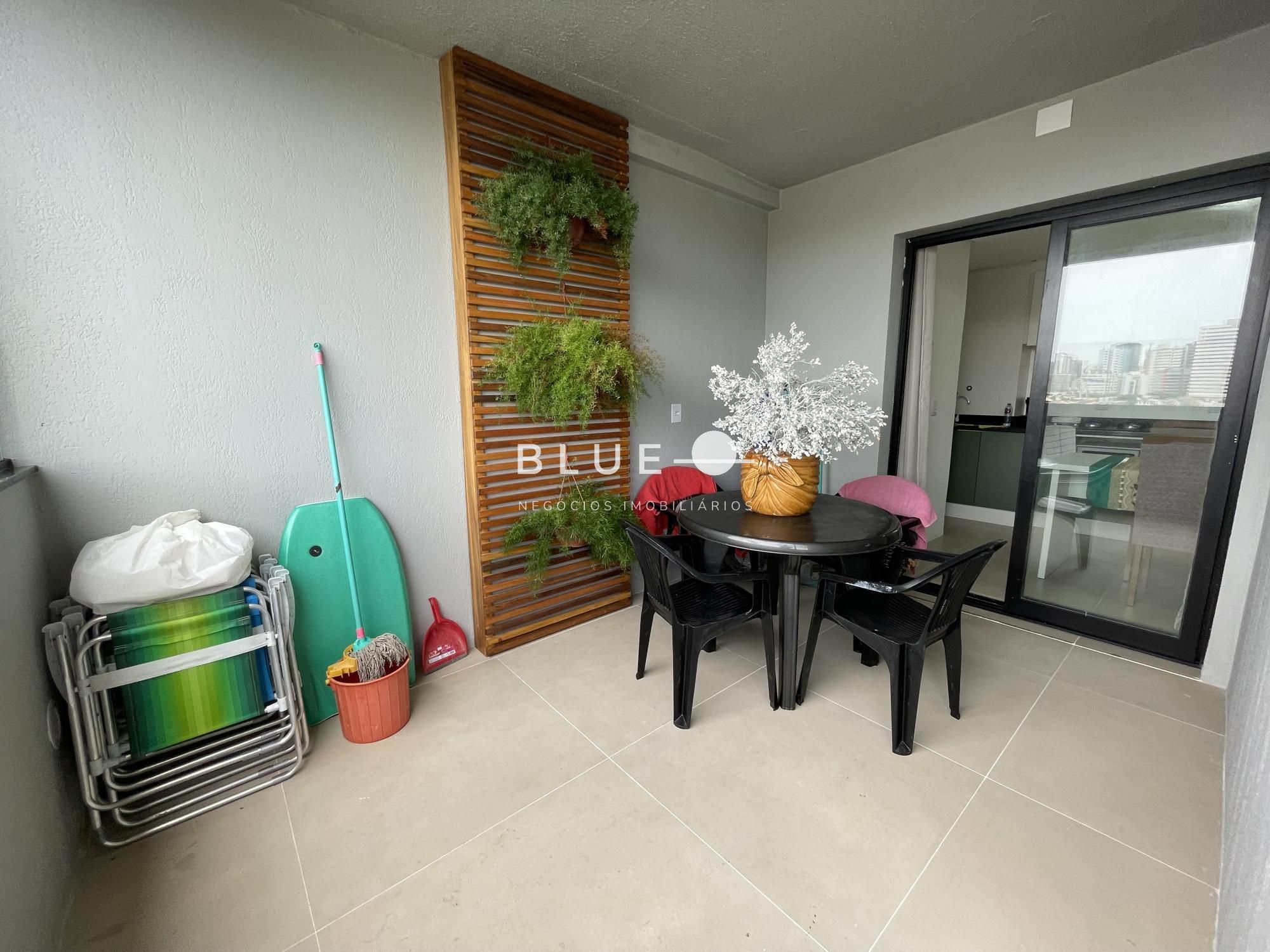 Apartamento à venda com 2 quartos, 76m² - Foto 14