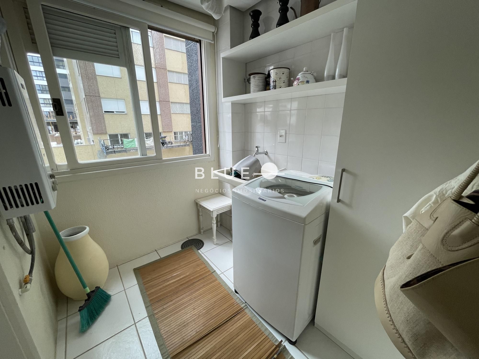 Apartamento à venda com 4 quartos, 140m² - Foto 17