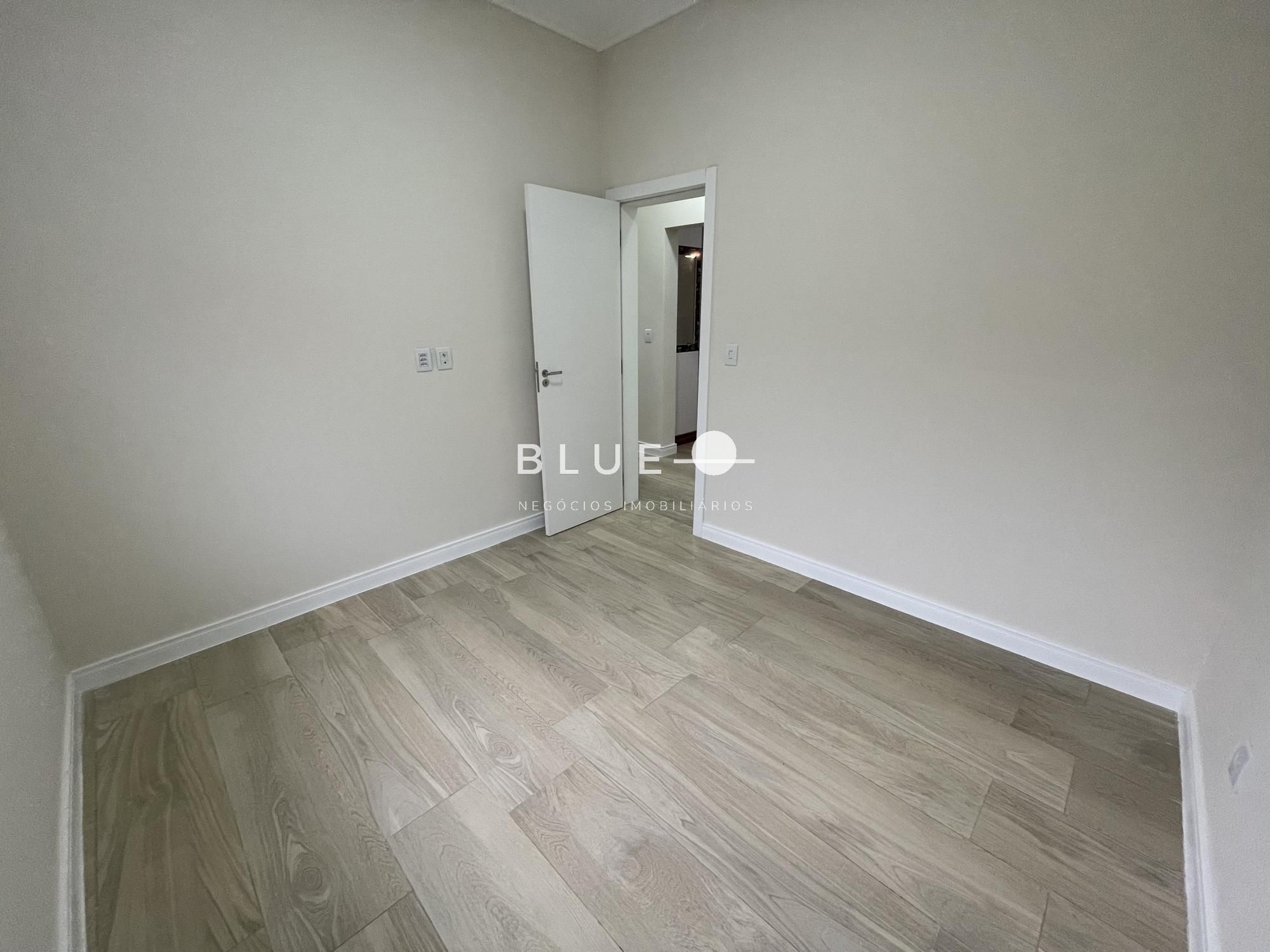 Casa de Condomínio à venda com 5 quartos, 205m² - Foto 35