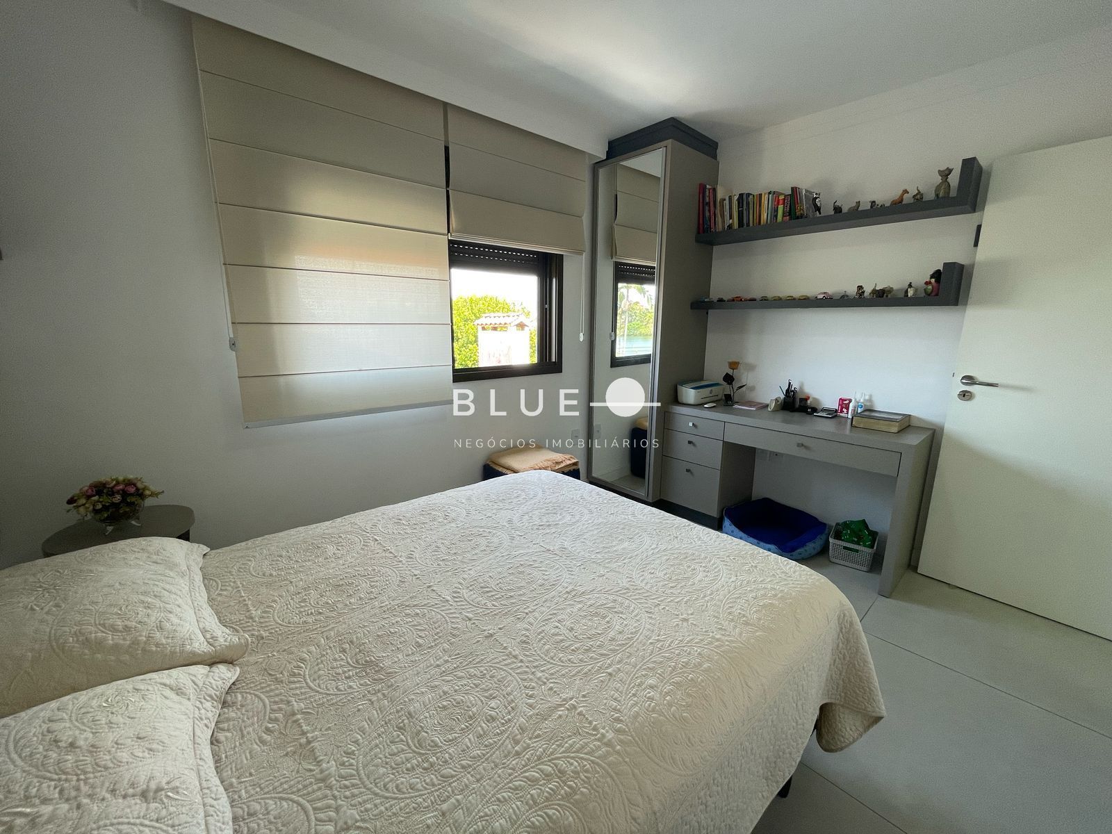Apartamento à venda com 3 quartos, 180m² - Foto 18