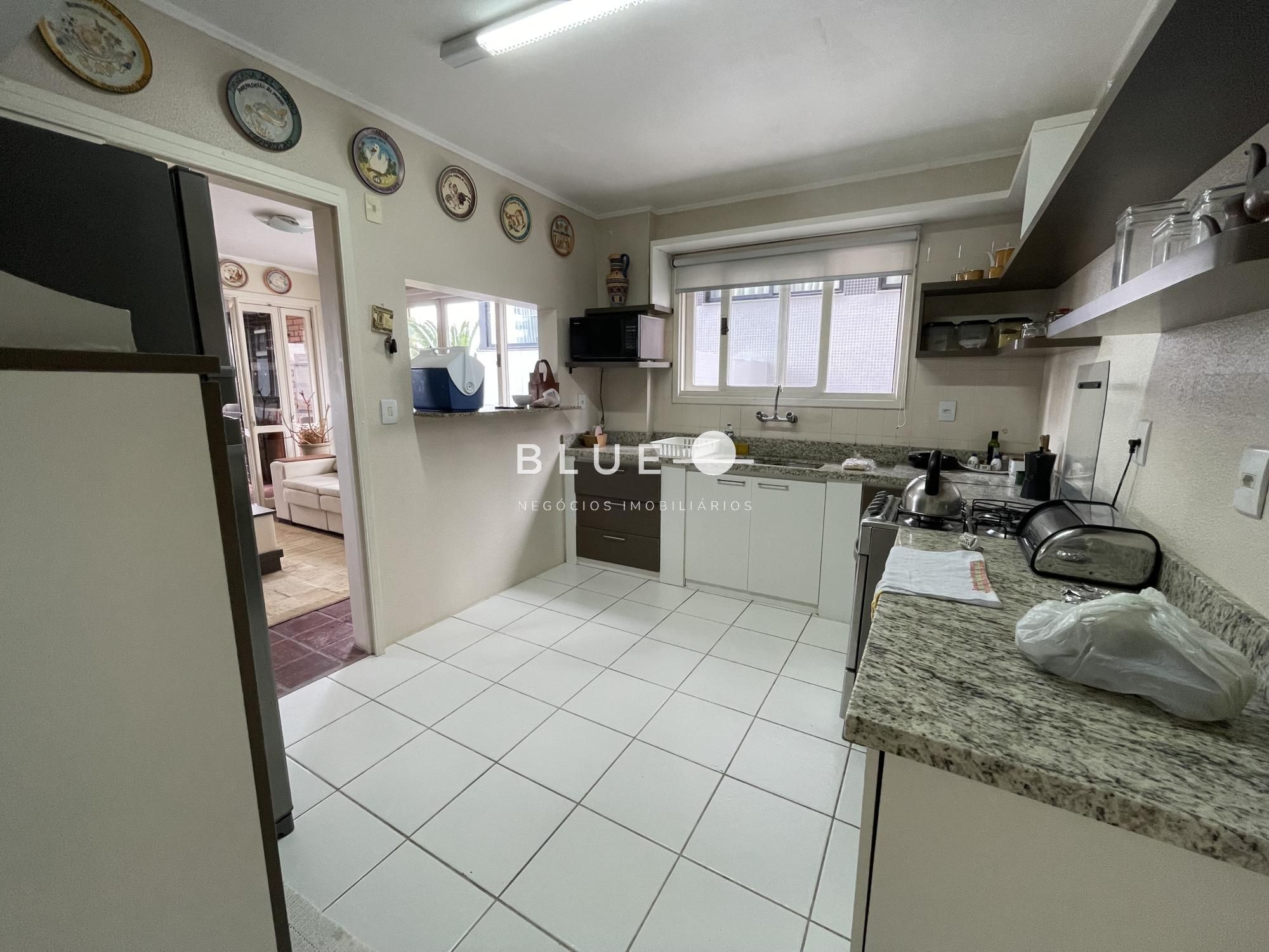 Apartamento à venda com 4 quartos, 140m² - Foto 14