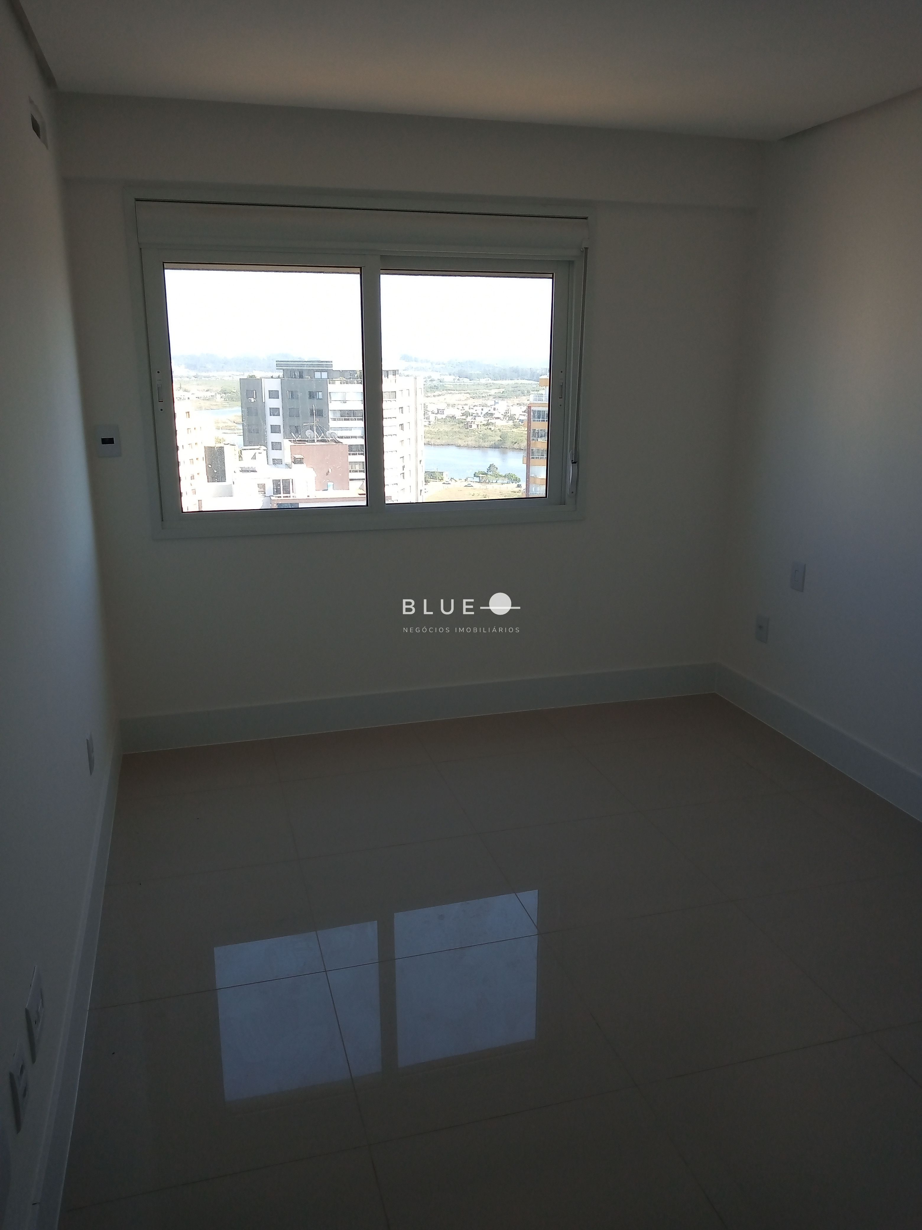 Apartamento à venda com 4 quartos, 216m² - Foto 16