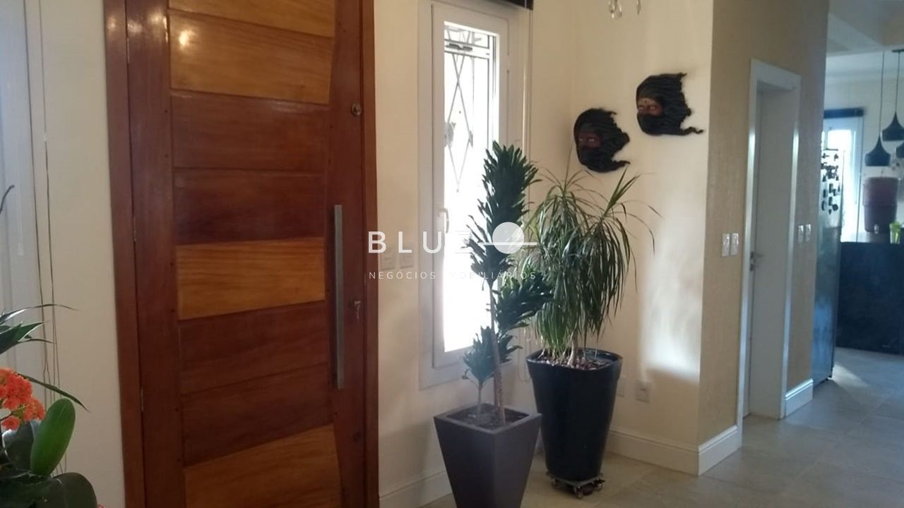 Casa à venda com 3 quartos, 243m² - Foto 13