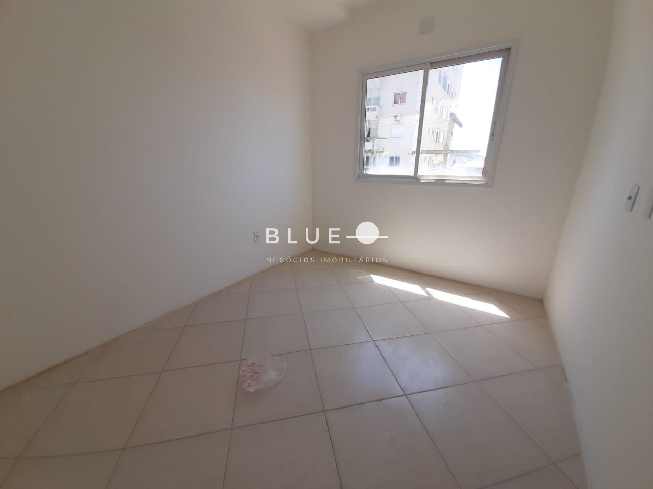 Apartamento à venda com 3 quartos, 87m² - Foto 5