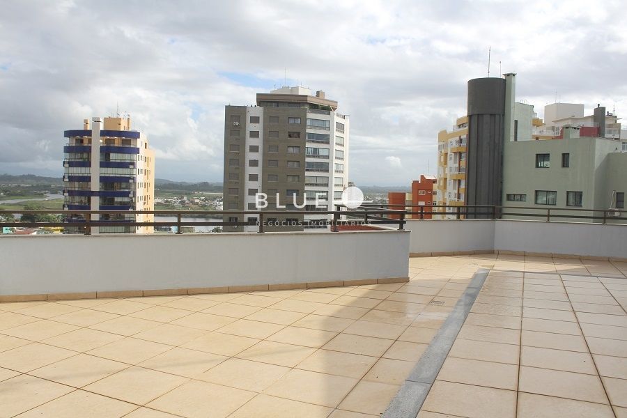 Cobertura à venda com 4 quartos, 600m² - Foto 11