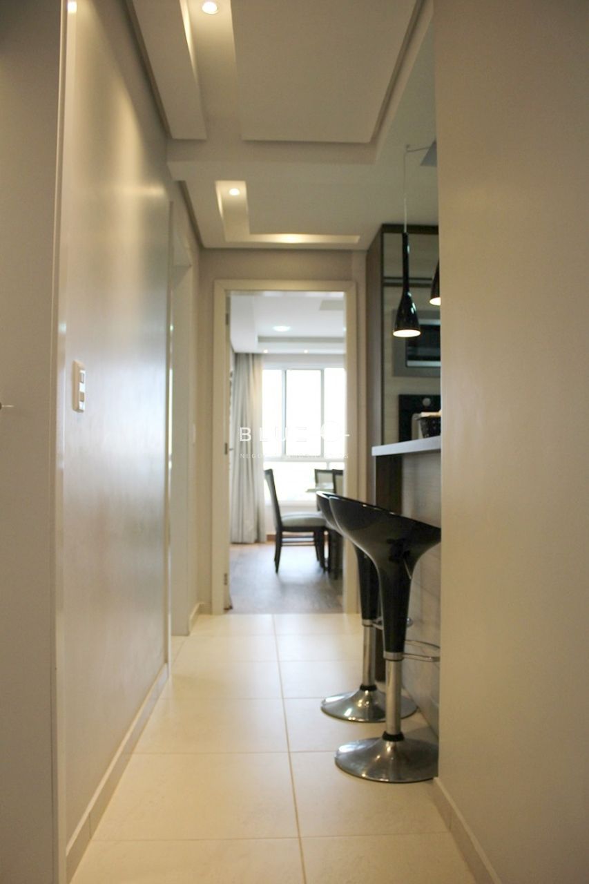 Apartamento à venda com 3 quartos, 103m² - Foto 4