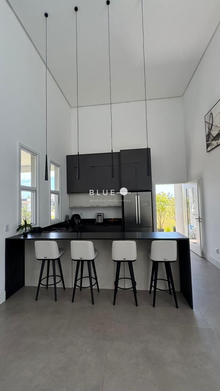Casa de Condomínio à venda com 3 quartos, 226m² - Foto 23