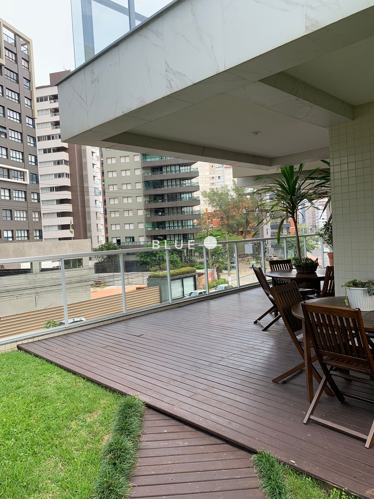 Apartamento à venda com 3 quartos, 143m² - Foto 17