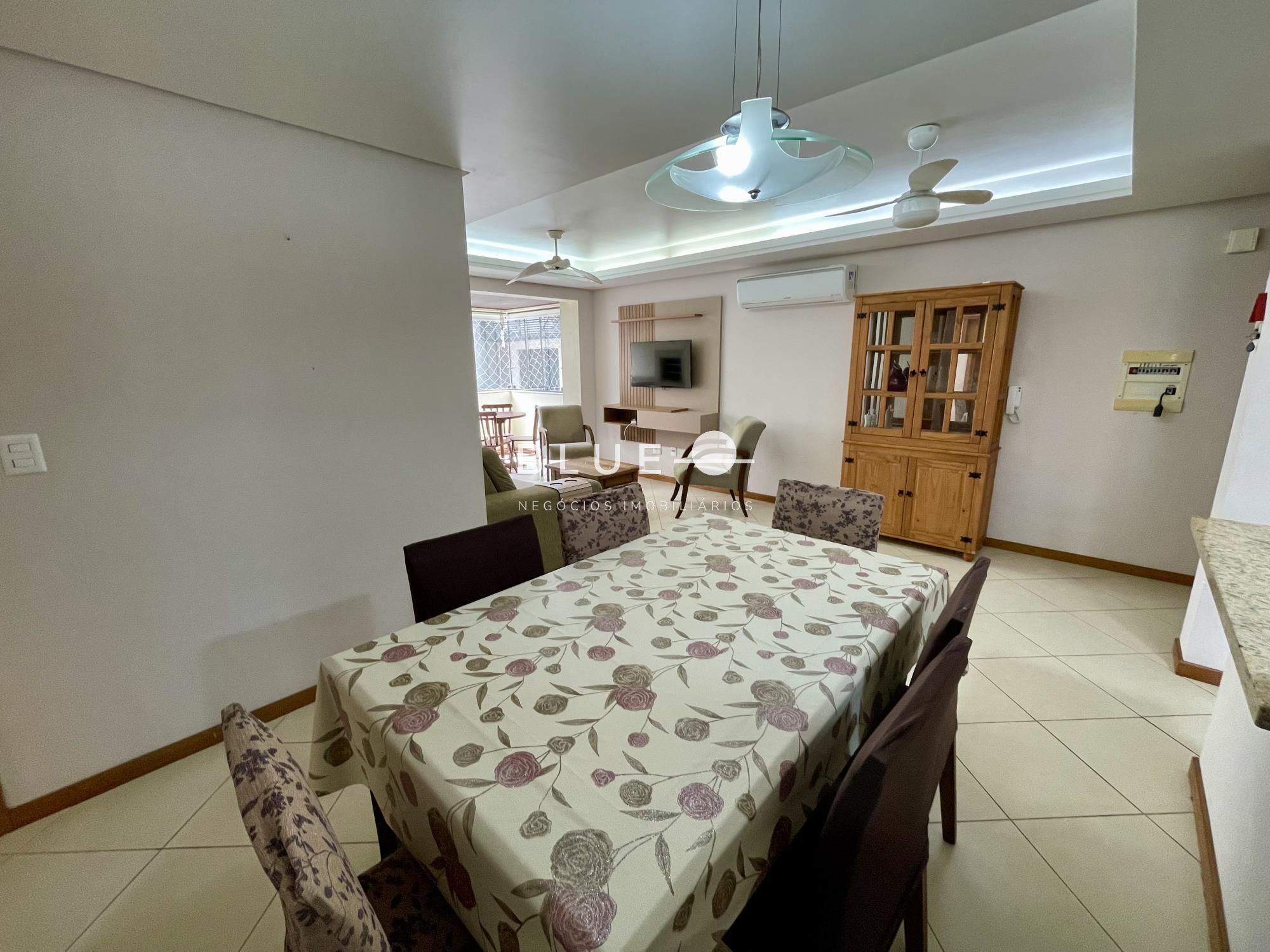 Apartamento com 2 Dormitórios à venda, 81 m² por R$ 950.000,00 Apartamento com 2 Dormitórios à venda, 81 m² por R$ 950.000,00