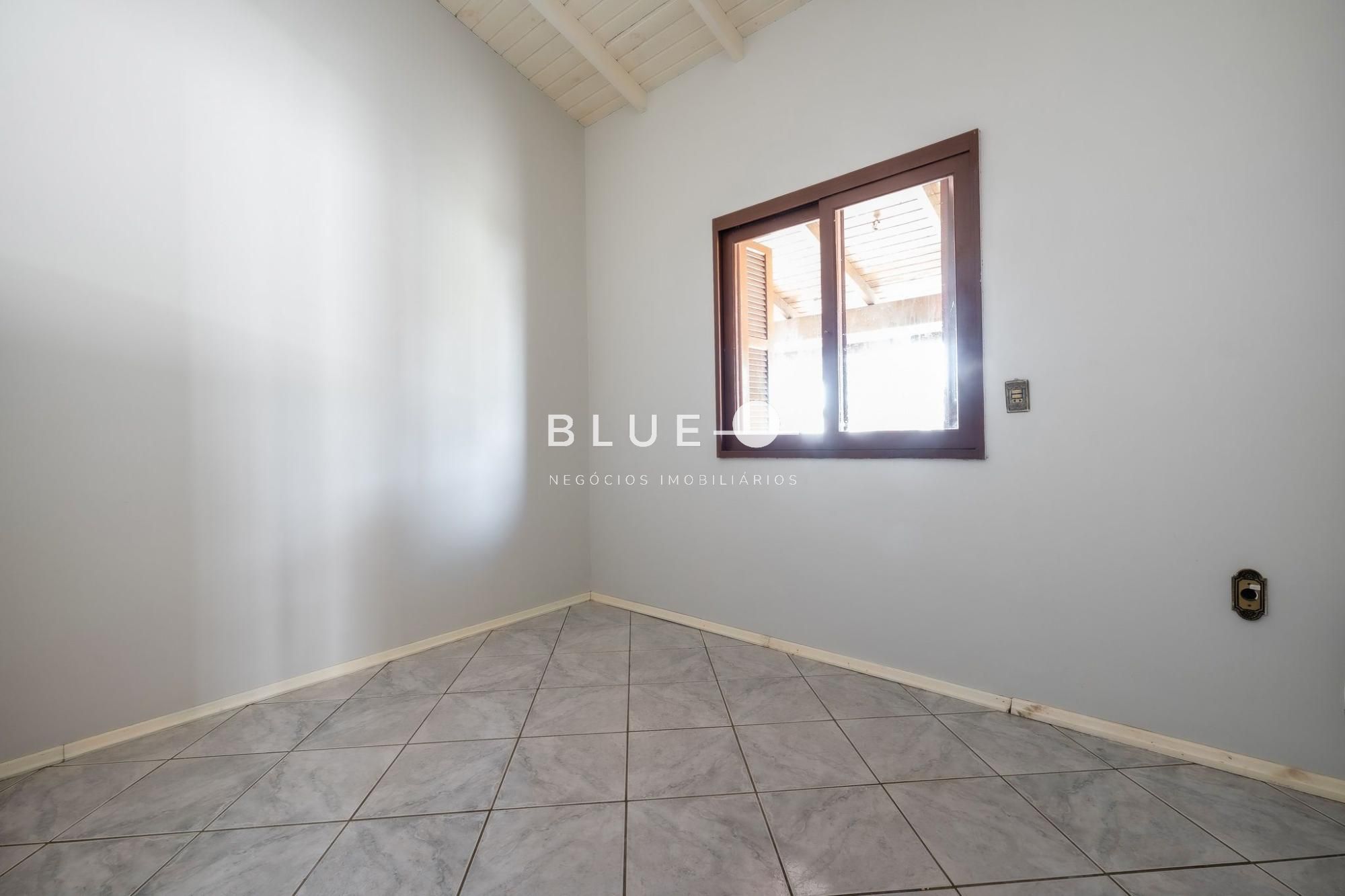 Casa à venda com 3 quartos, 108m² - Foto 26