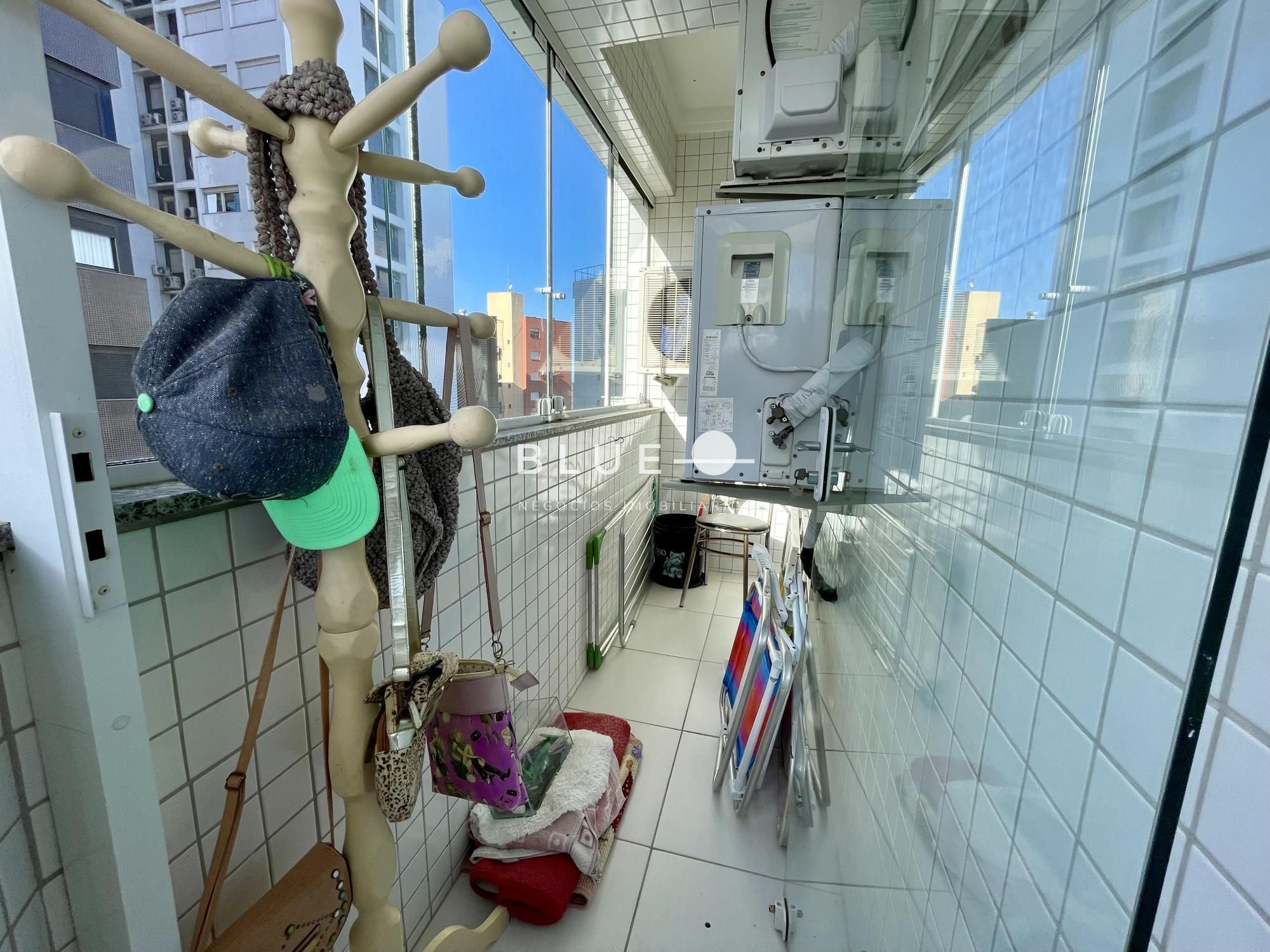 Apartamento à venda com 2 quartos, 103m² - Foto 30