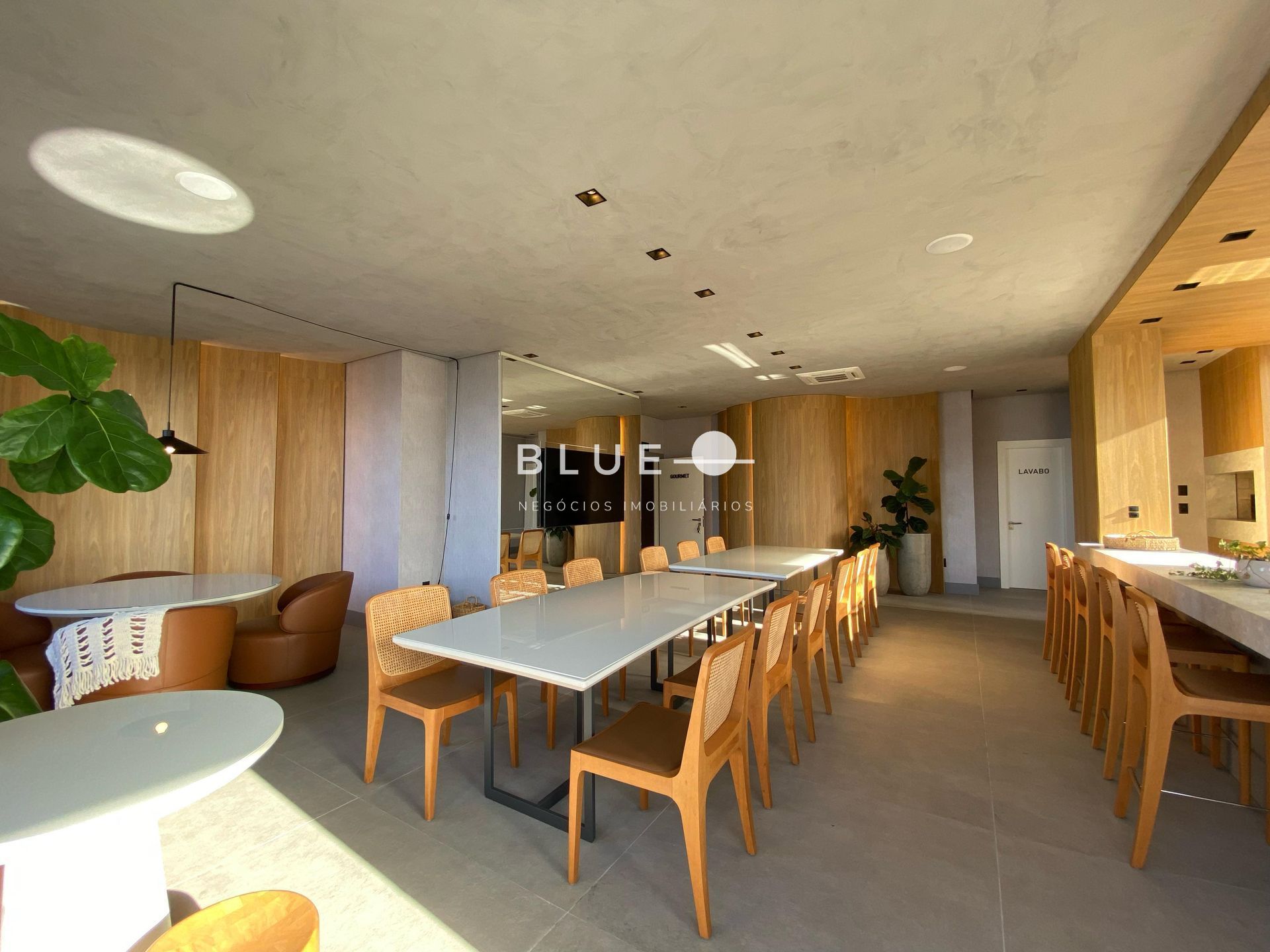 Apartamento à venda com 3 quartos, 142m² - Foto 29