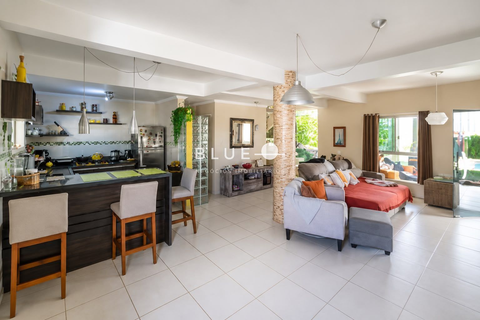 Casa, 4 quartos, 240 m² - Foto 4