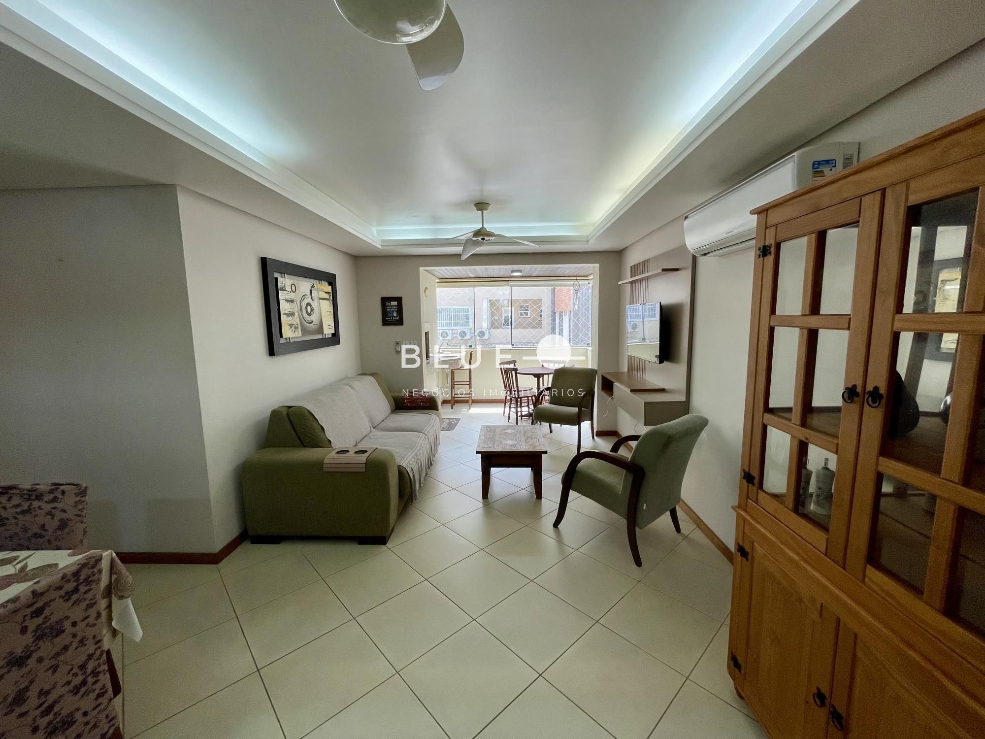 Apartamento com 2 Dormitórios à venda, 81 m² por R$ 950.000,00 Apartamento com 2 Dormitórios à venda, 81 m² por R$ 950.000,00