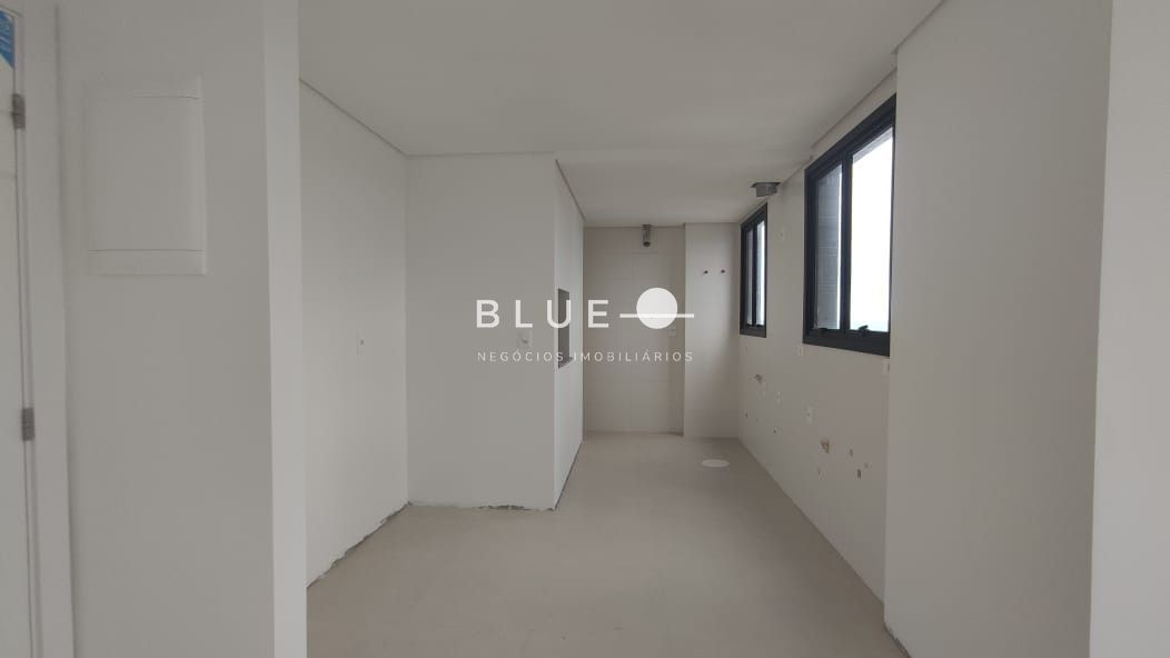 Apartamento à venda com 2 quartos, 77m² - Foto 13