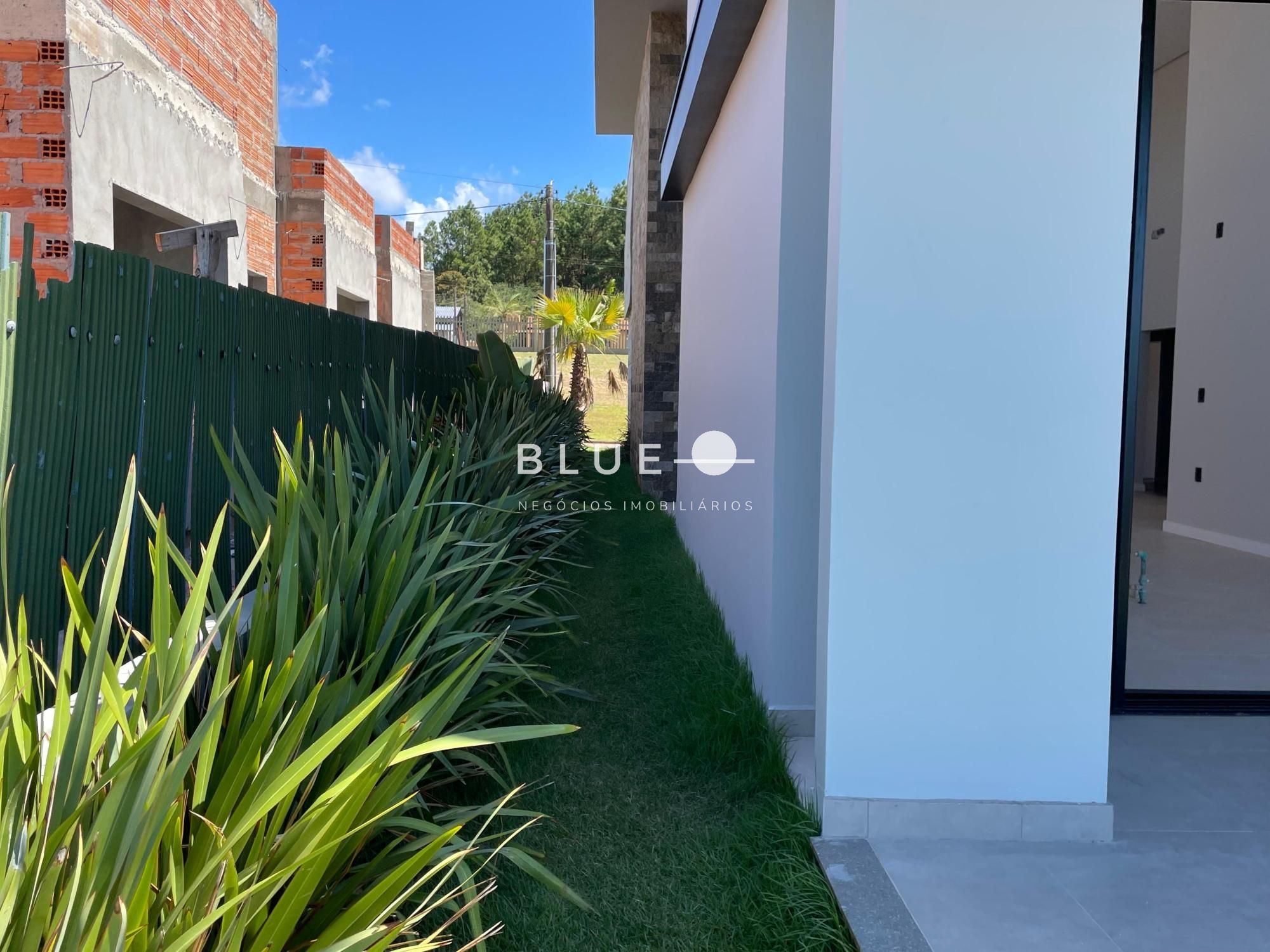 Casa de Condomínio à venda com 4 quartos, 245m² - Foto 11